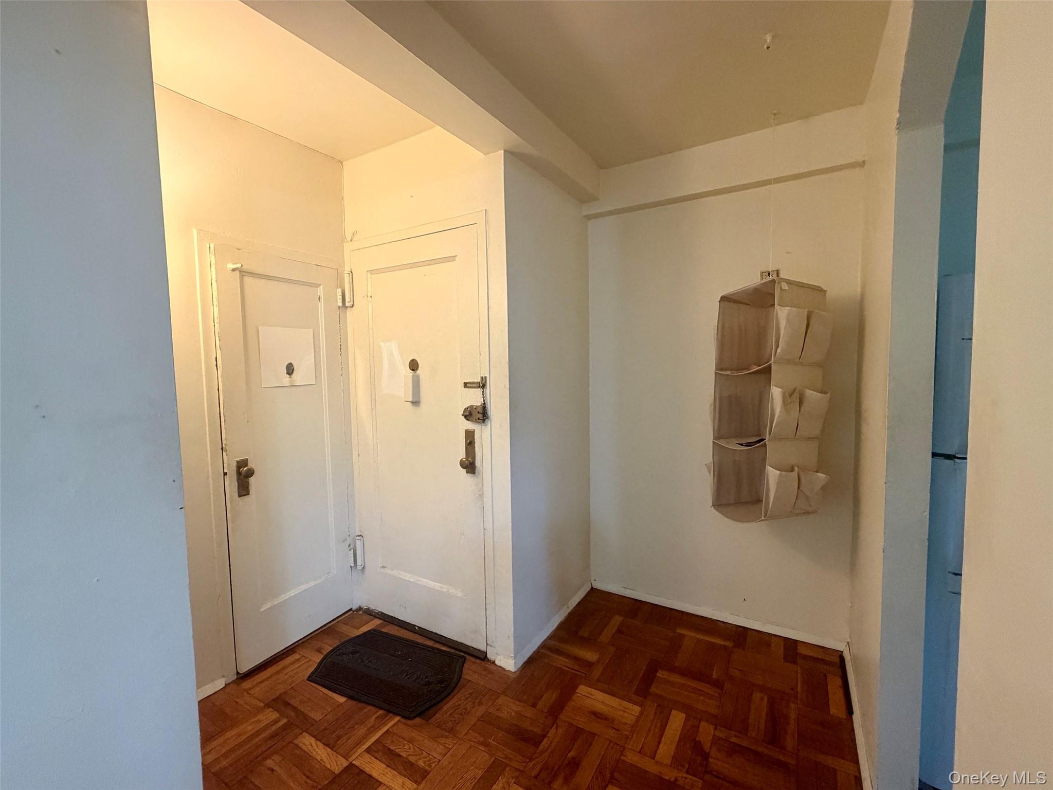 2049 Mcgraw Avenue 6h Property Photo 4