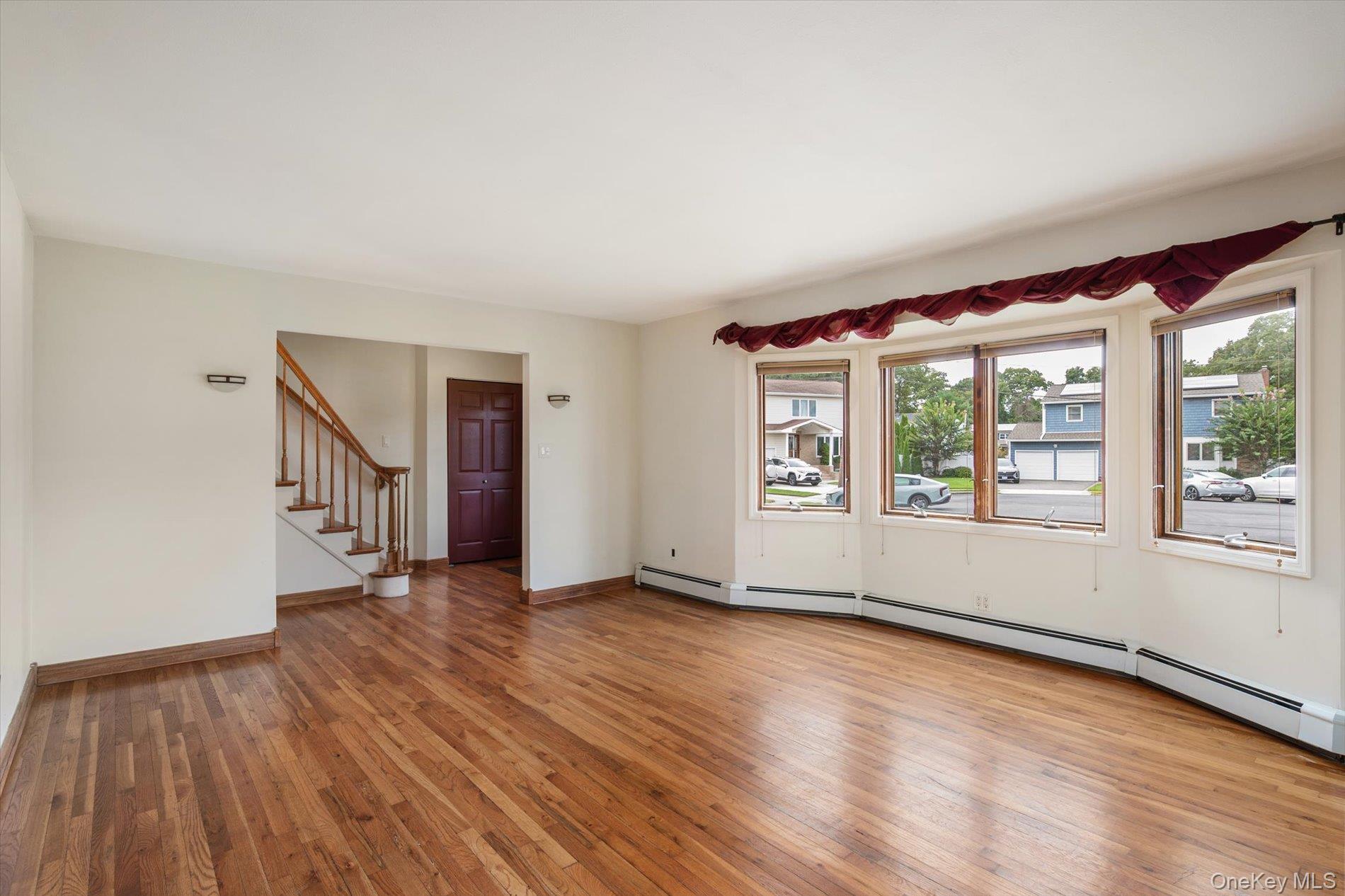 73 Anndom Court Property Photo 5
