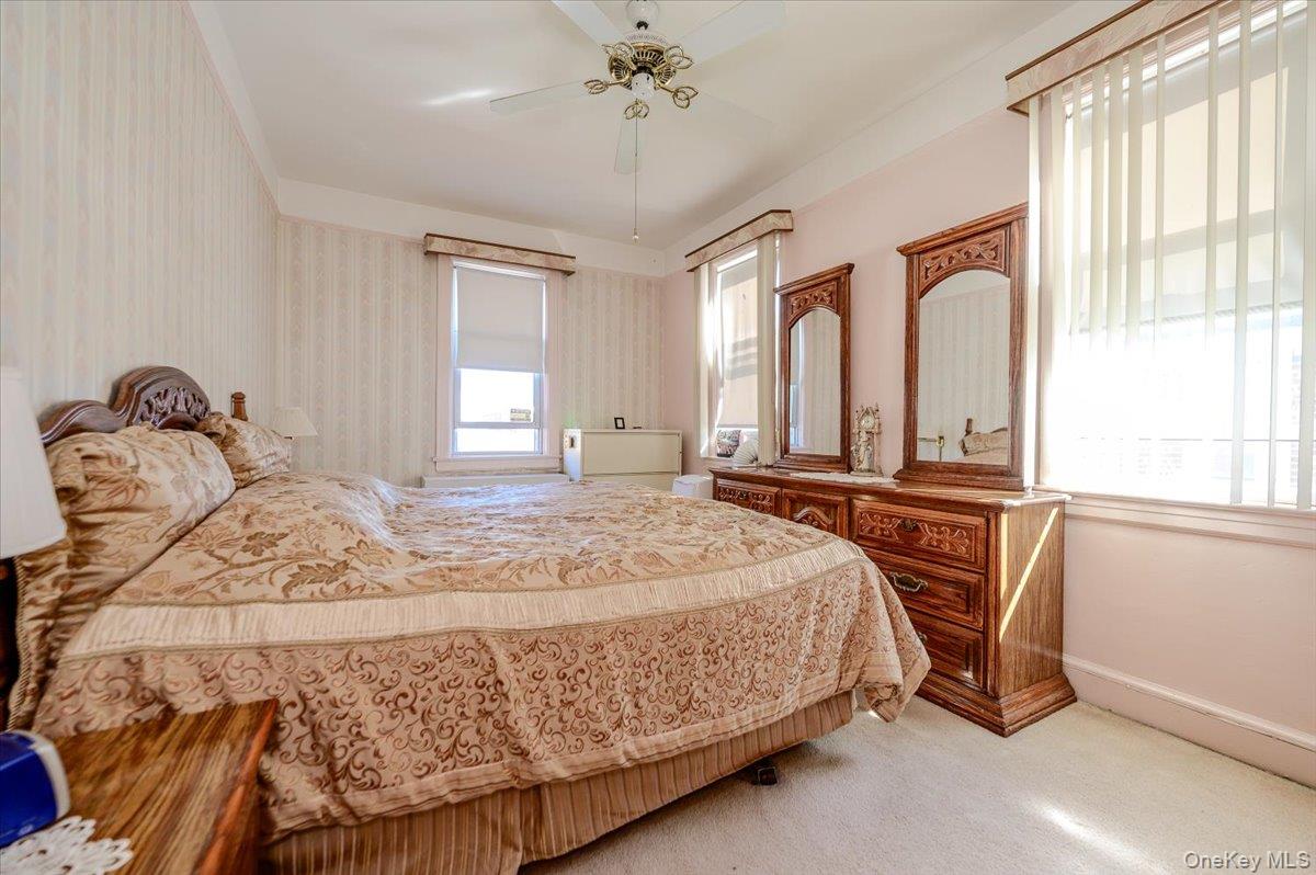 2222 Fenton Avenue Property Photo 9