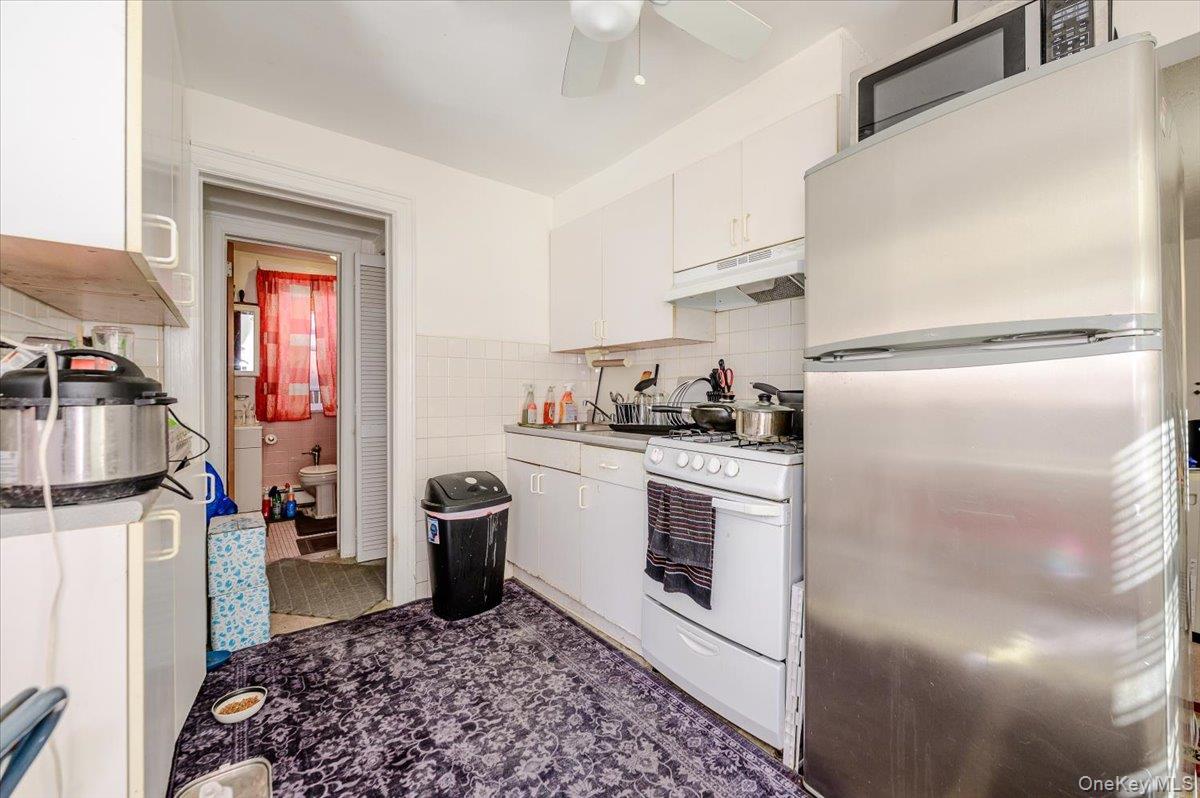 2222 Fenton Avenue Property Photo 17