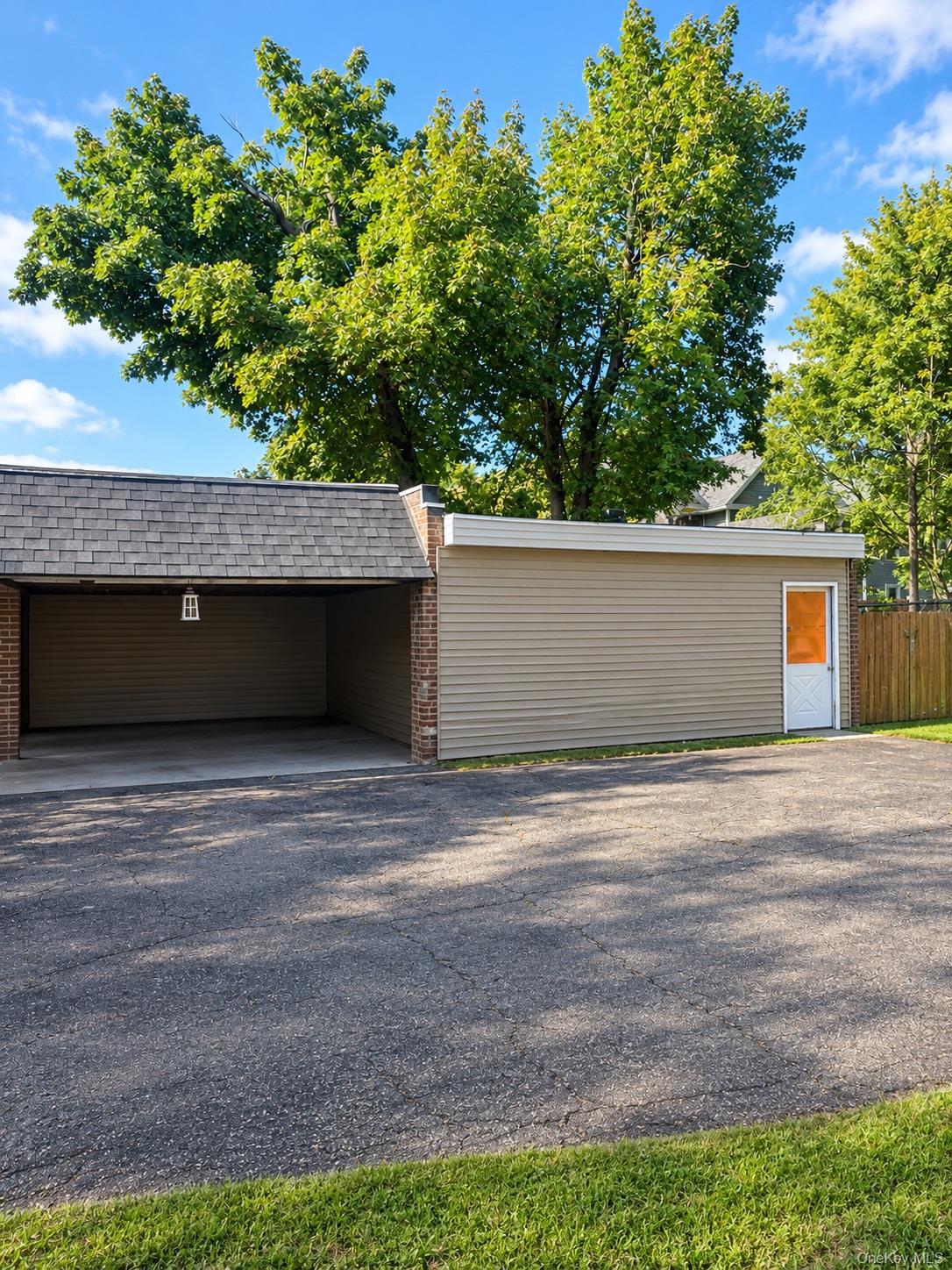 6 View Avenue Property Photo 5