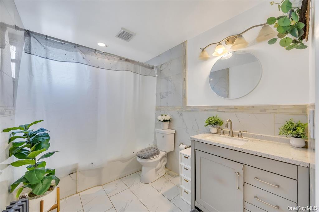 178 Warwick Road Property Photo 8