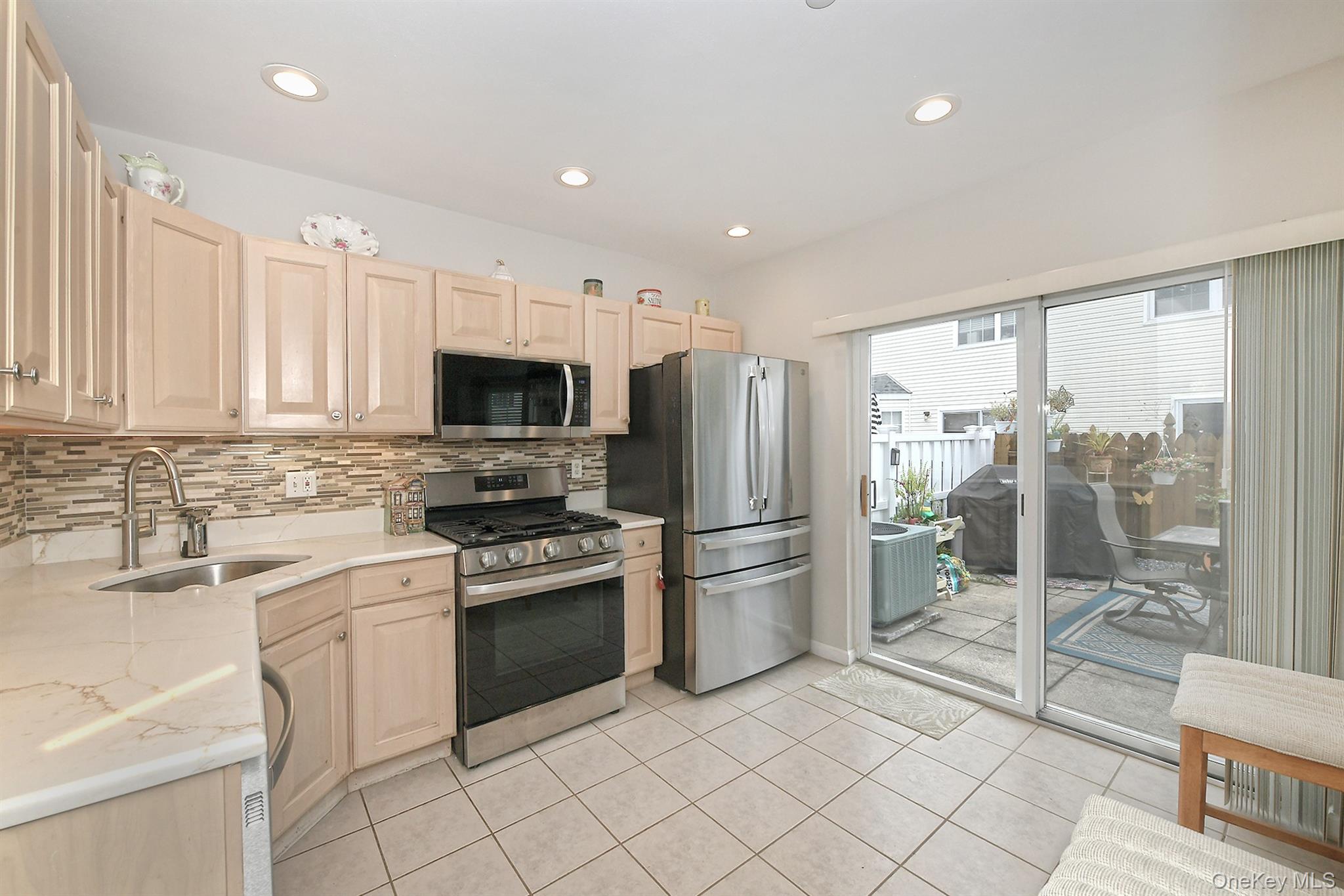 8 Lavern Drive Property Photo 13