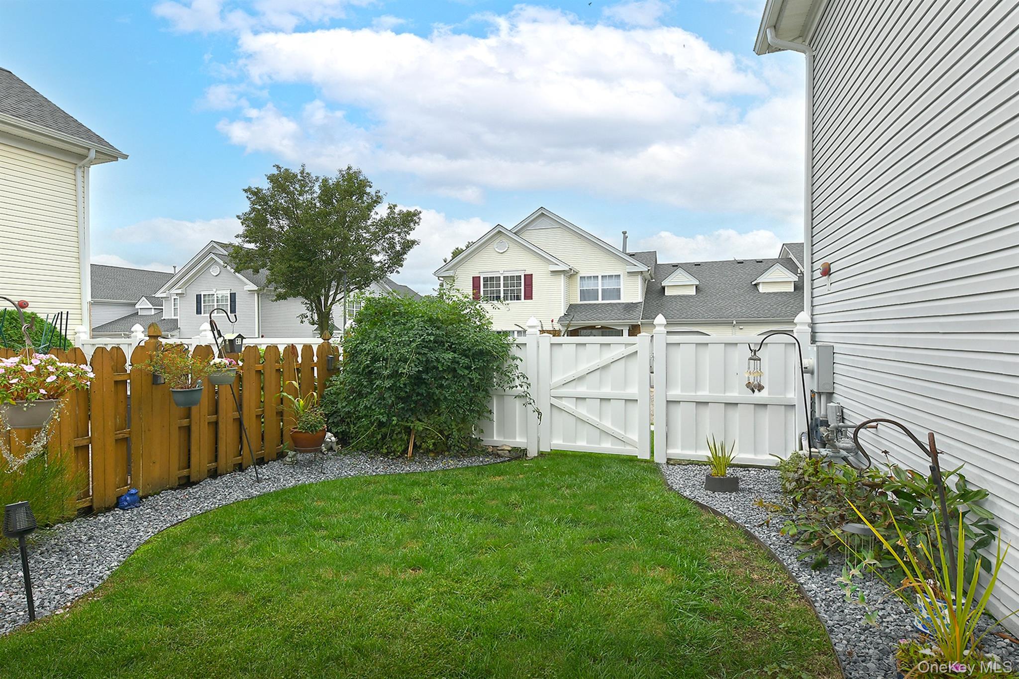 8 Lavern Drive Property Photo 27