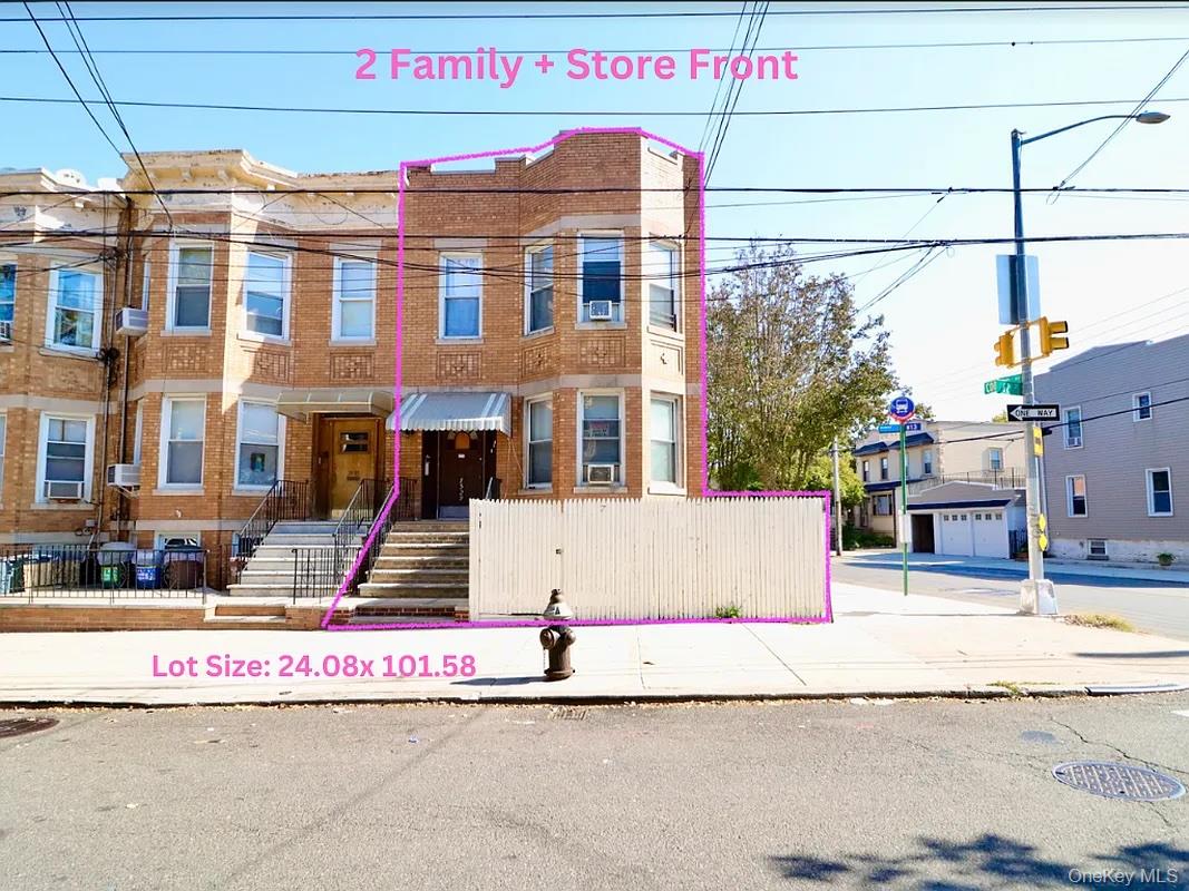 7529 62nd Street Property Photo 1