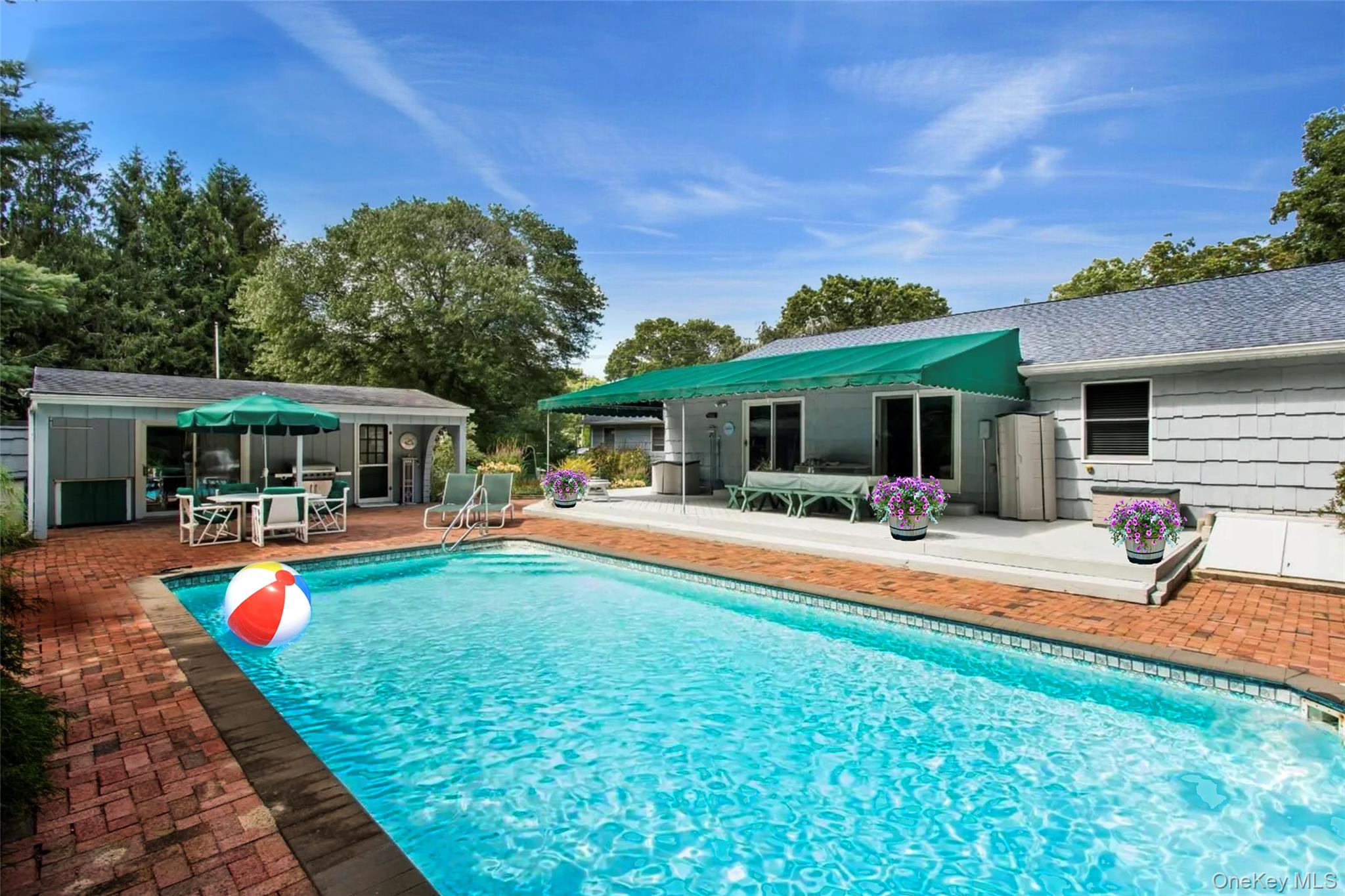 25 Squires Avenue Property Photo 2