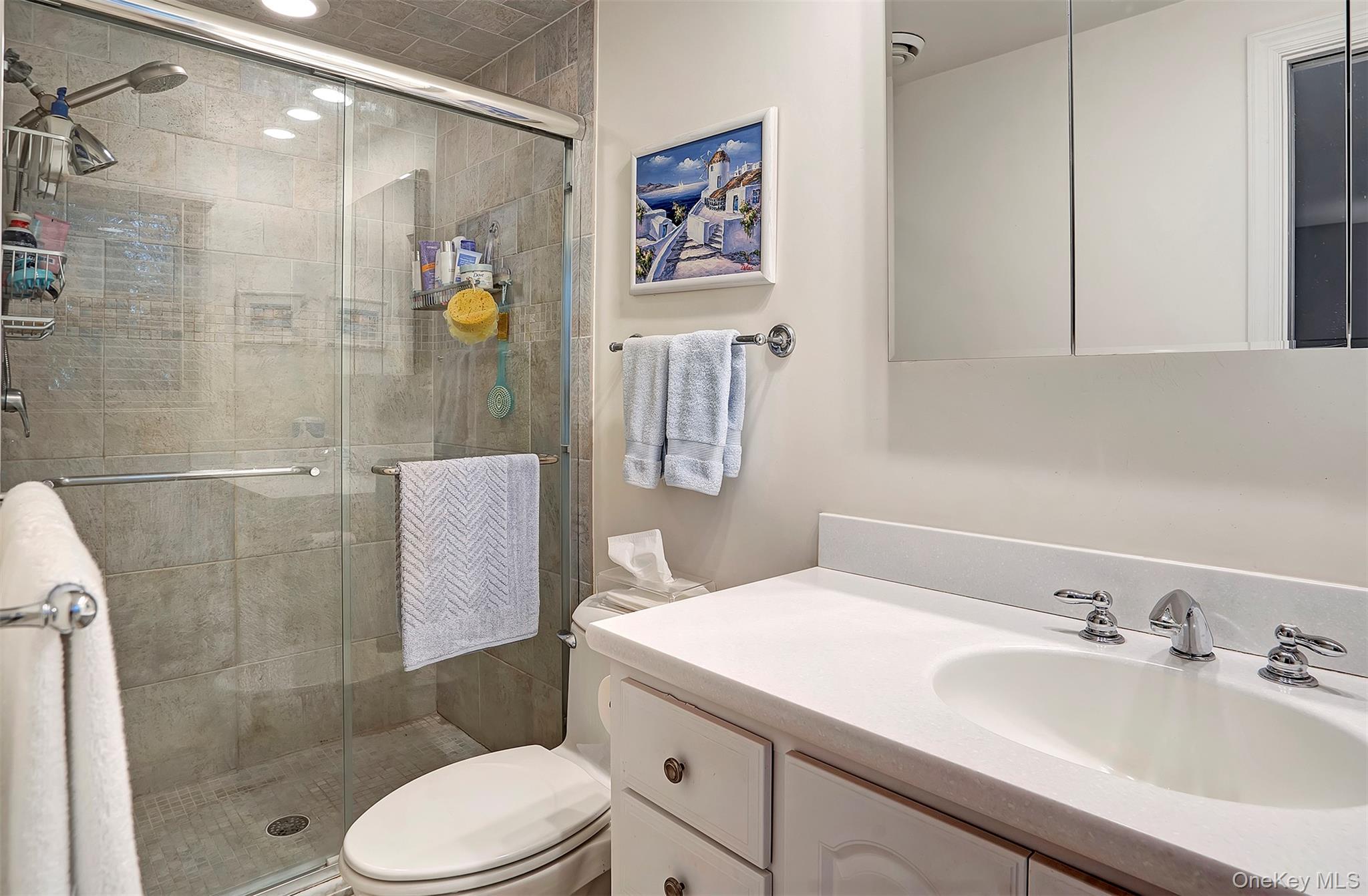 25 Squires Avenue Property Photo 18