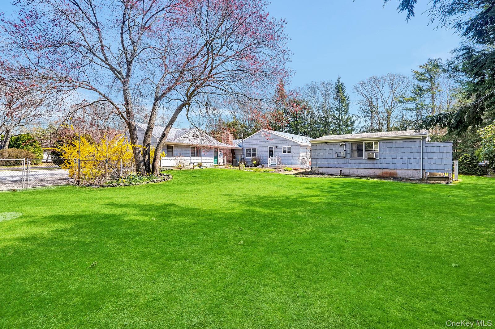 25 Squires Avenue Property Photo 19