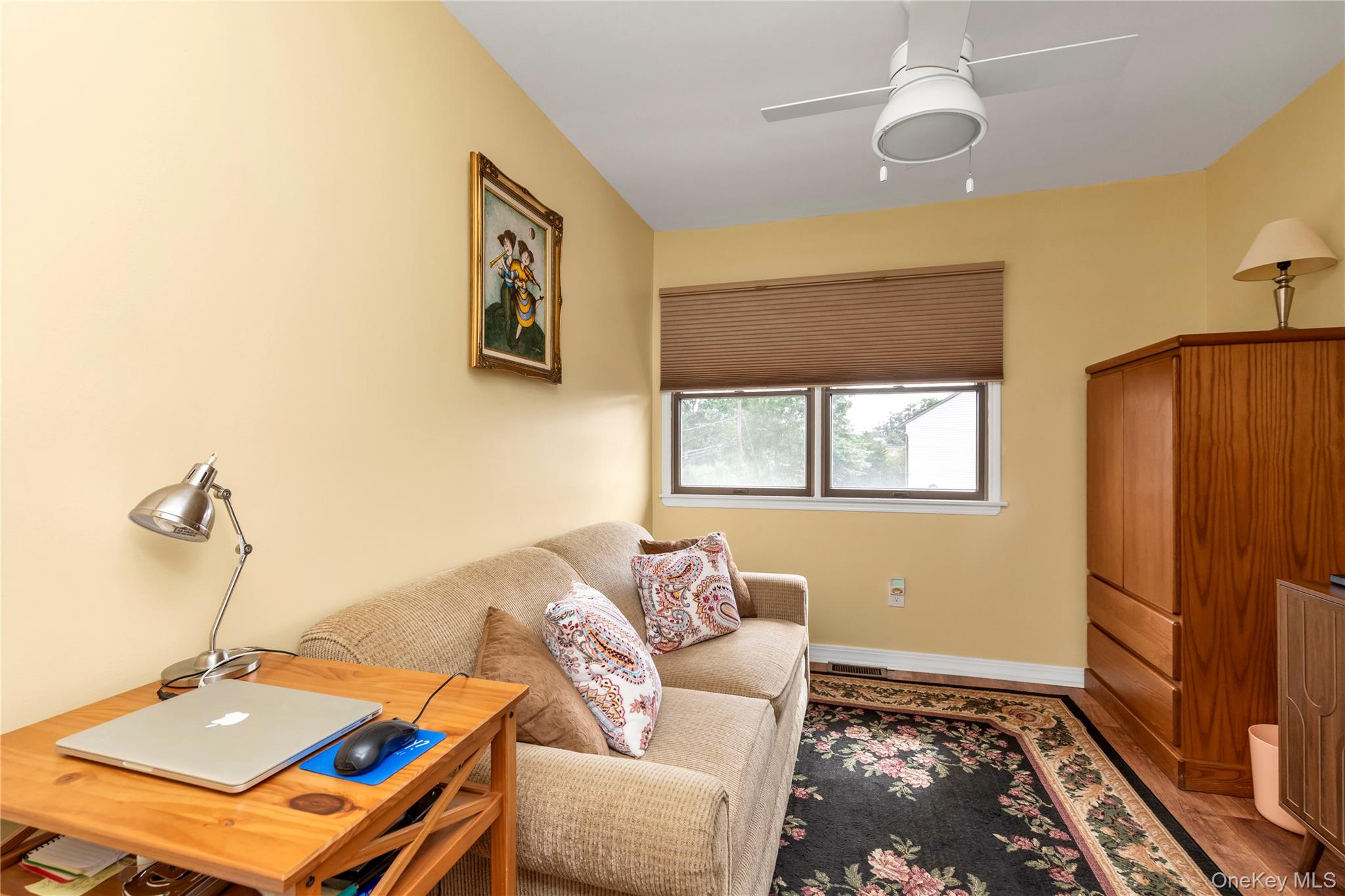2189 Jerusalem Avenue Property Photo 14
