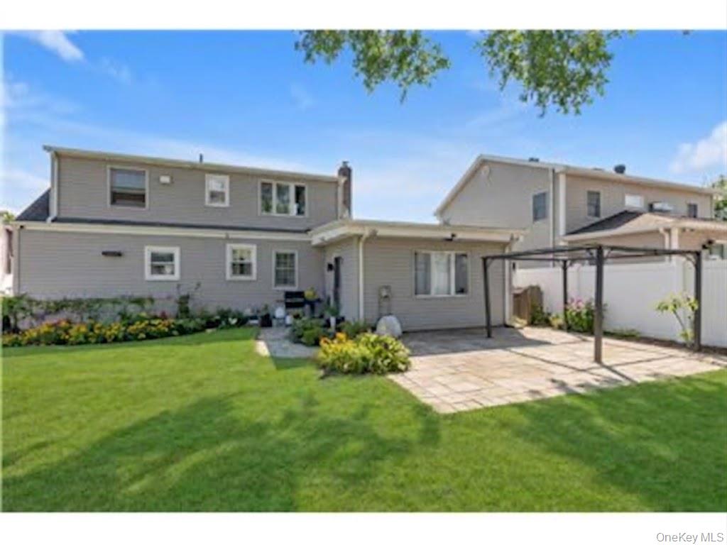 15 Lexington Avenue Property Photo 1