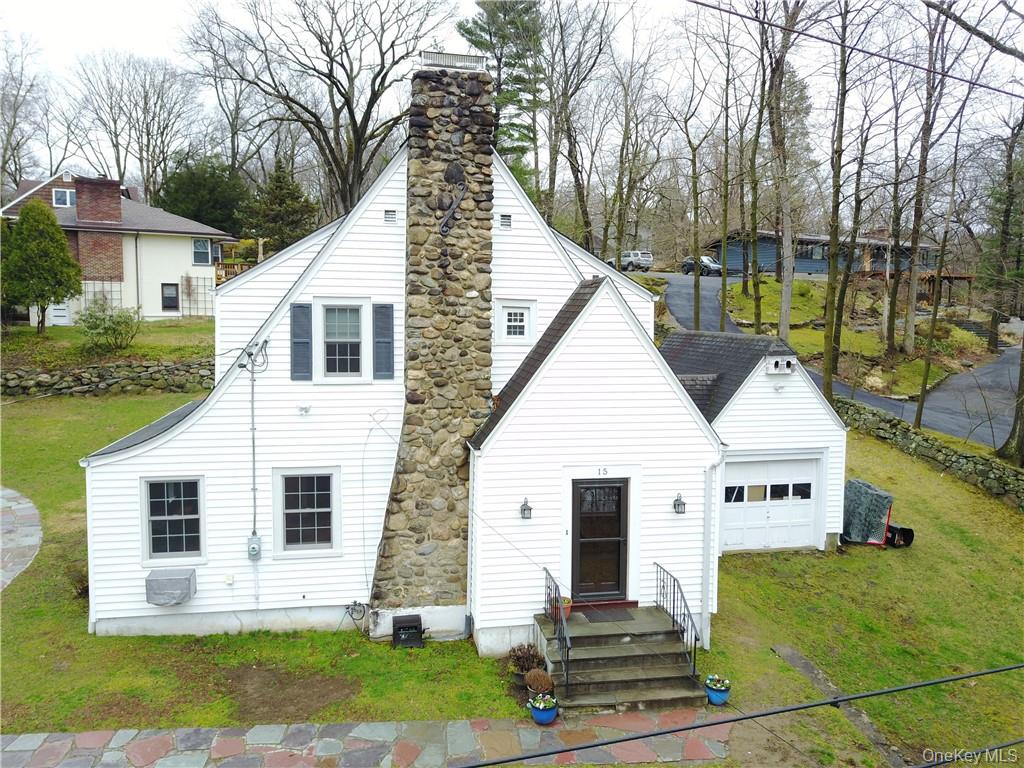 15 Beacon Hill Road Property Photo 2