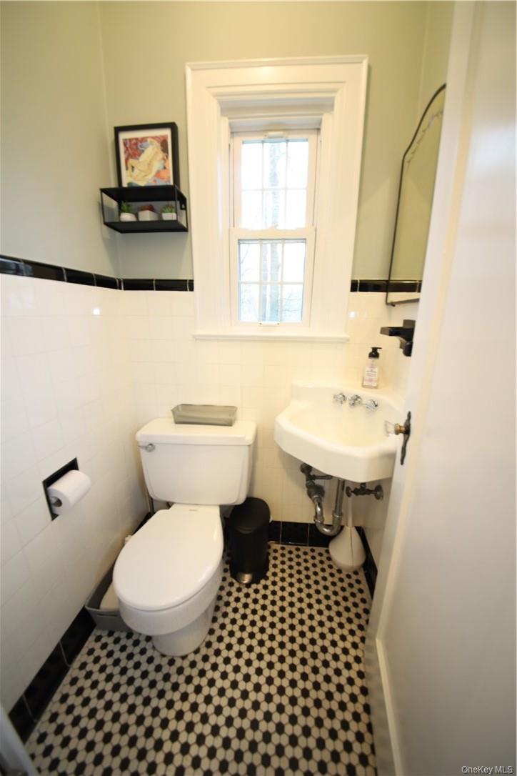 15 Beacon Hill Road Property Photo 17