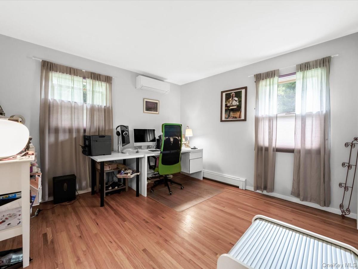 7 Sharon Avenue Property Photo 17