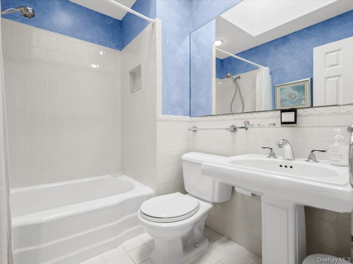 7 Sharon Avenue Property Photo 18