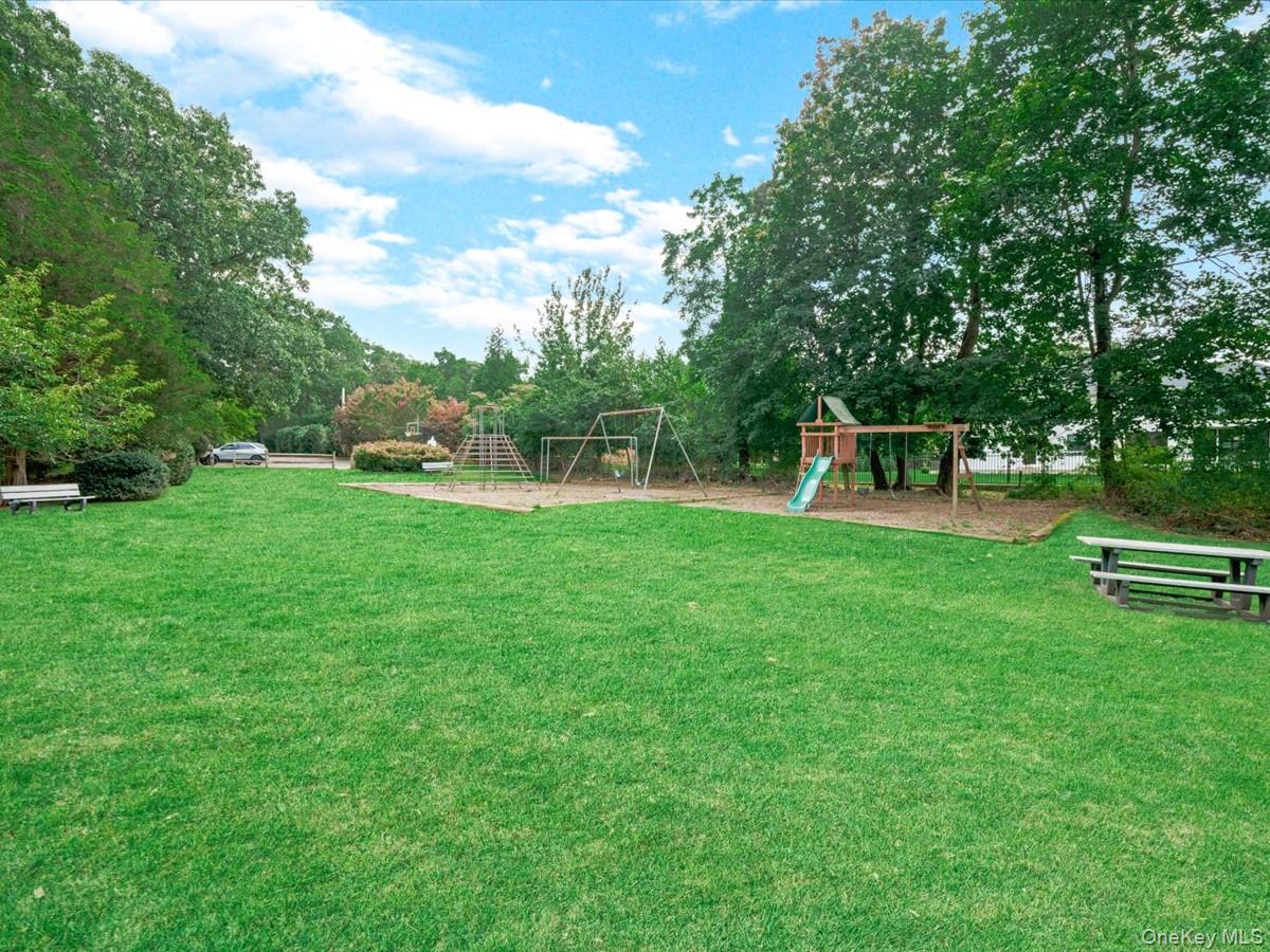 7 Sharon Avenue Property Photo 37