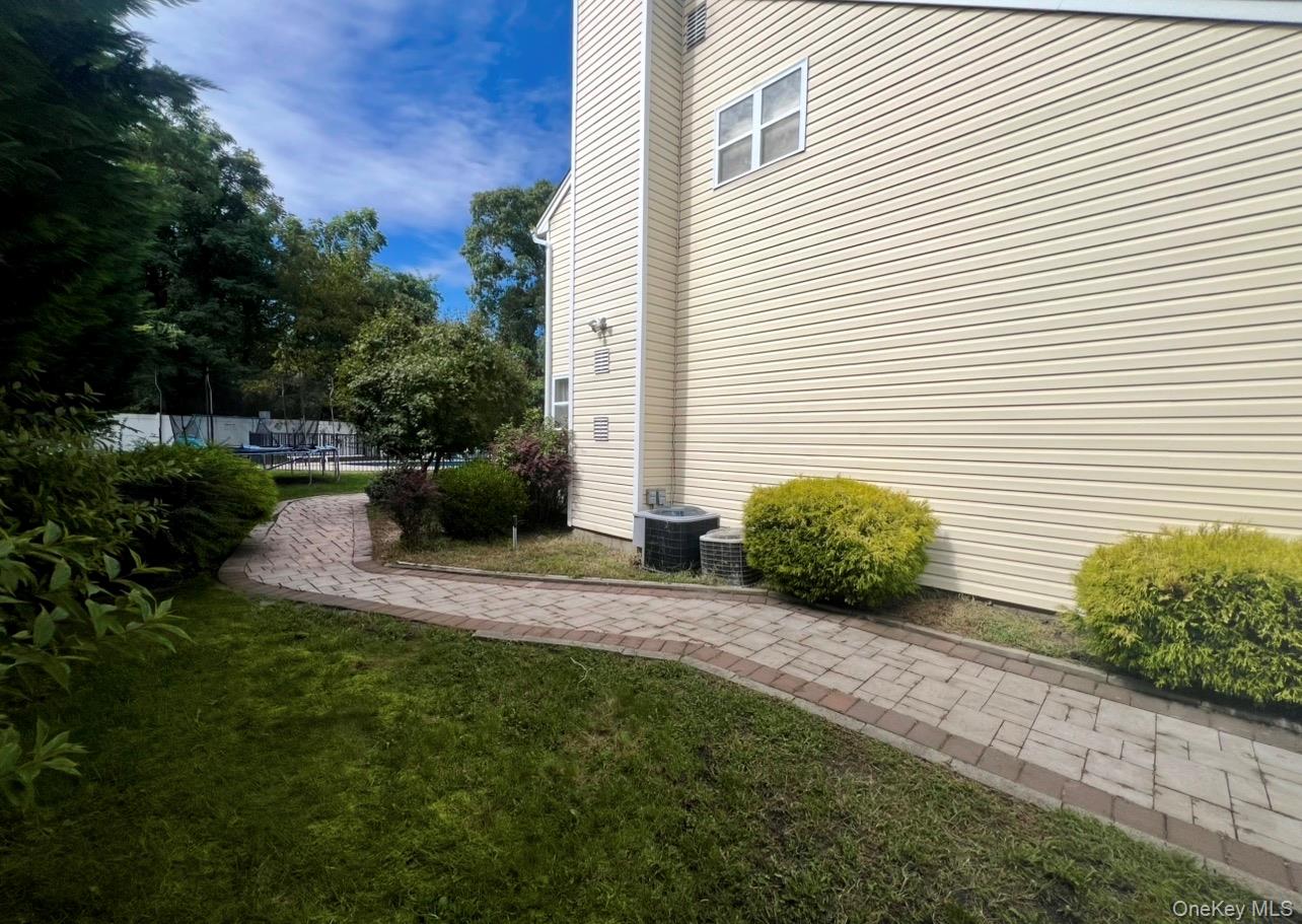 37 Howard Drive Property Photo 11