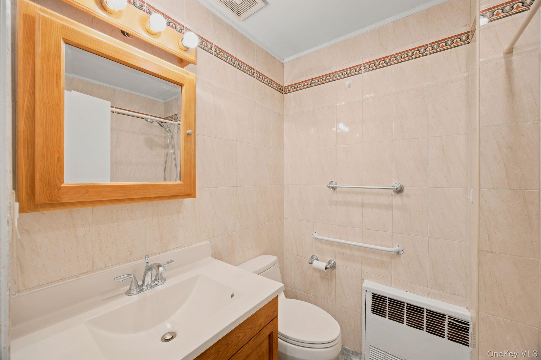 10120 Flatlands Avenue Property Photo 8