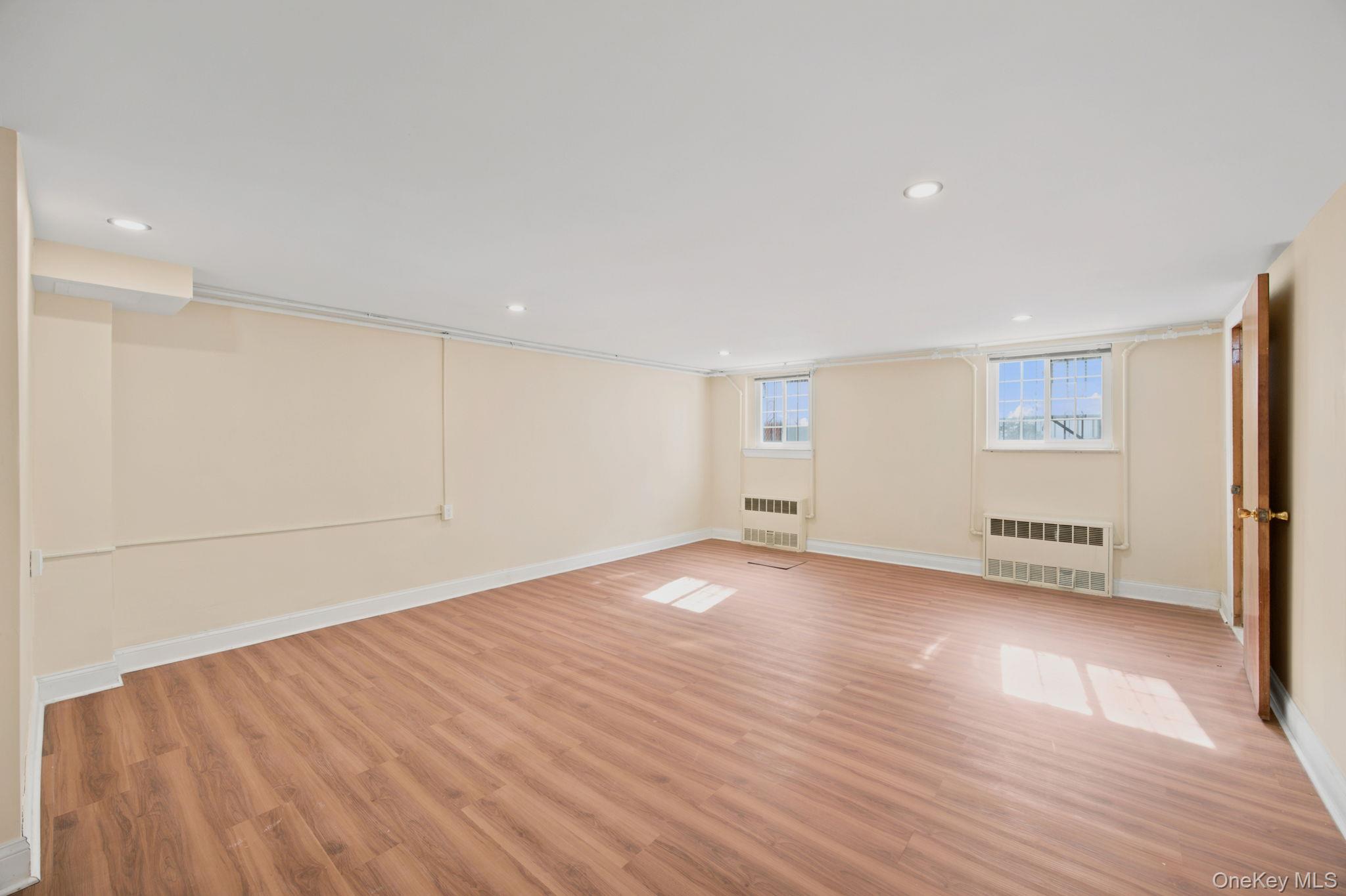 10120 Flatlands Avenue Property Photo 18