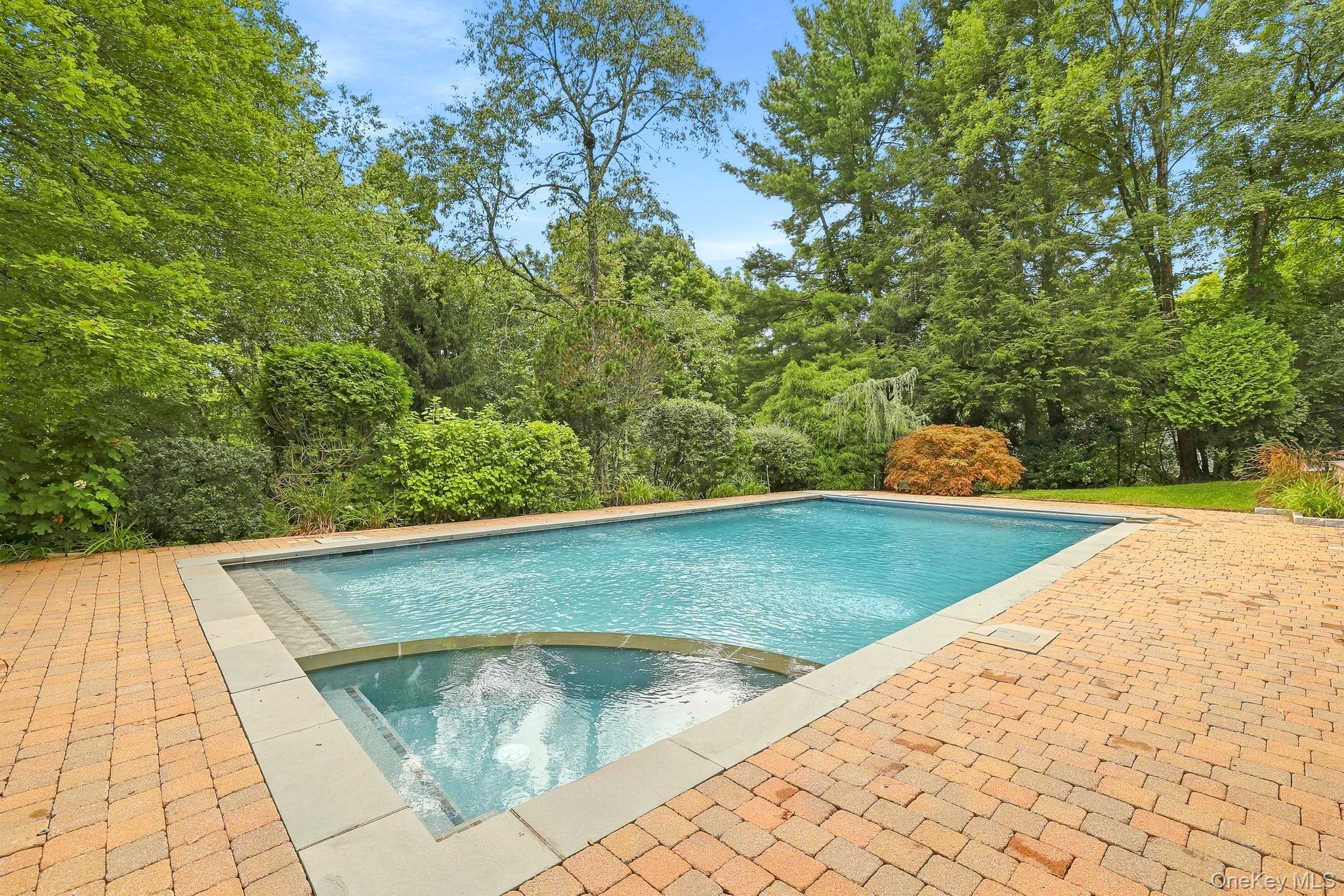 48 Random Farms Circle Property Photo 3