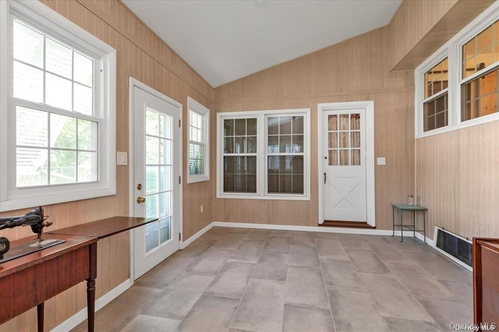 1002 Eglon Court Property Photo 9