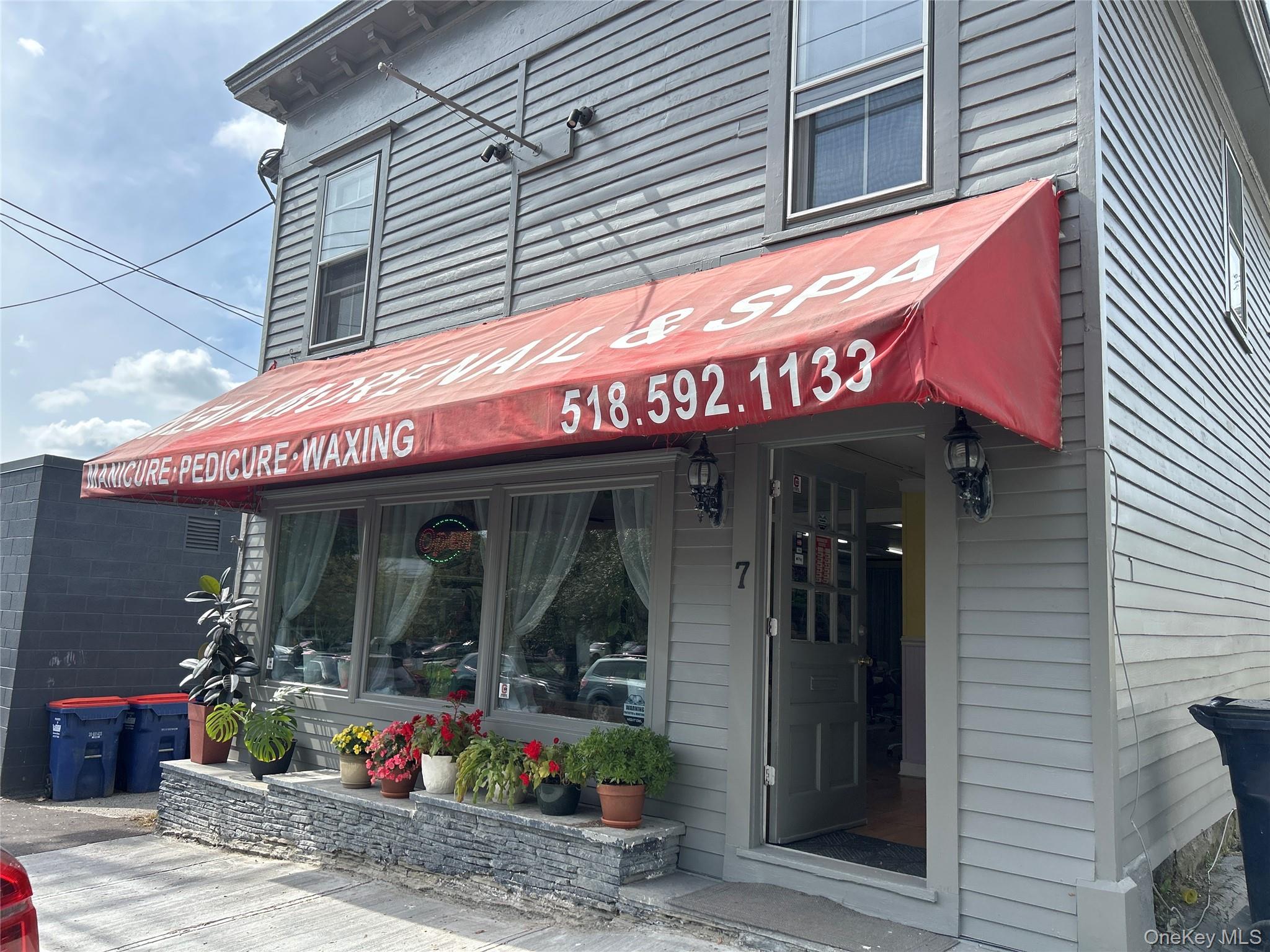 7 Dutchess Avenue Property Photo 1