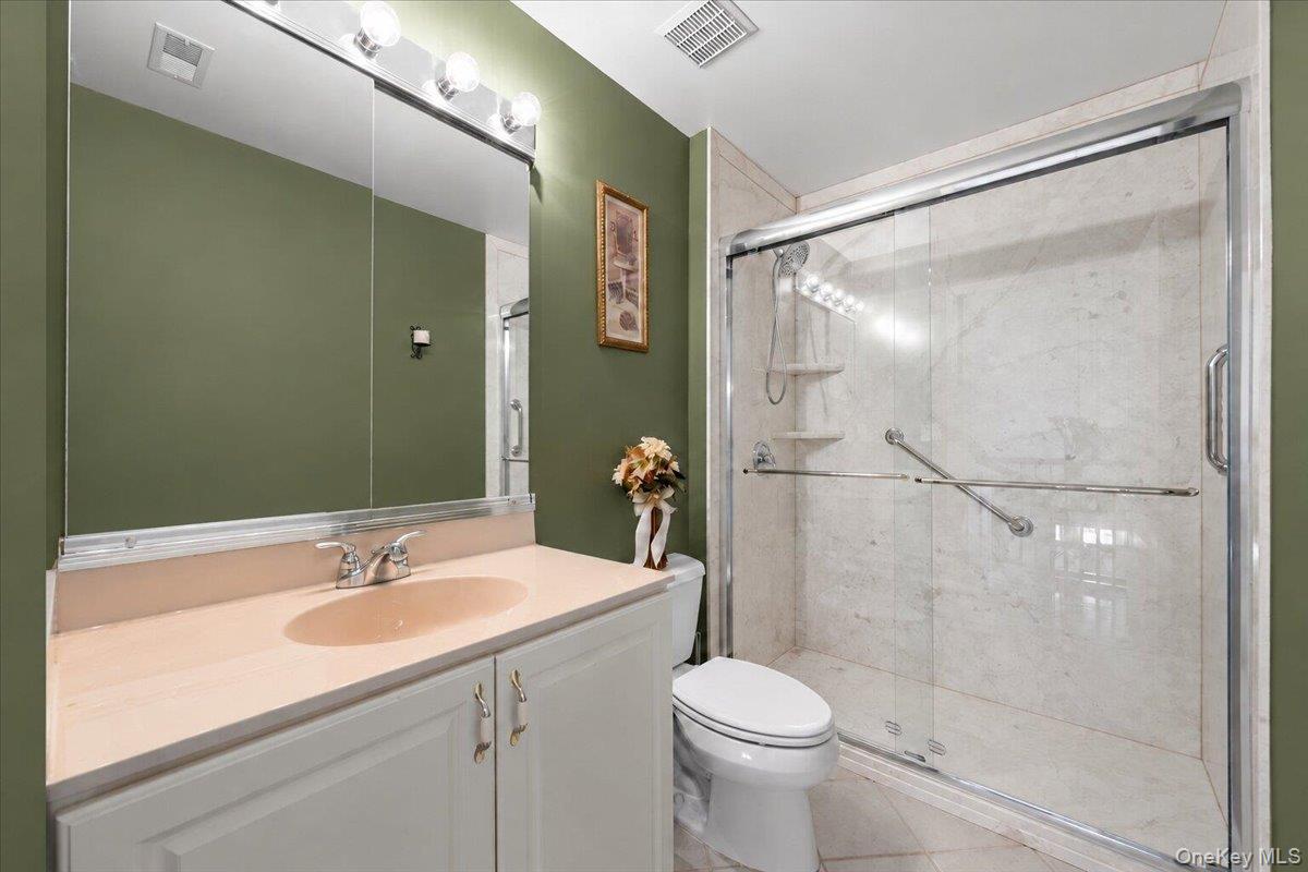 12 Sassinoro Boulevard Property Photo 35