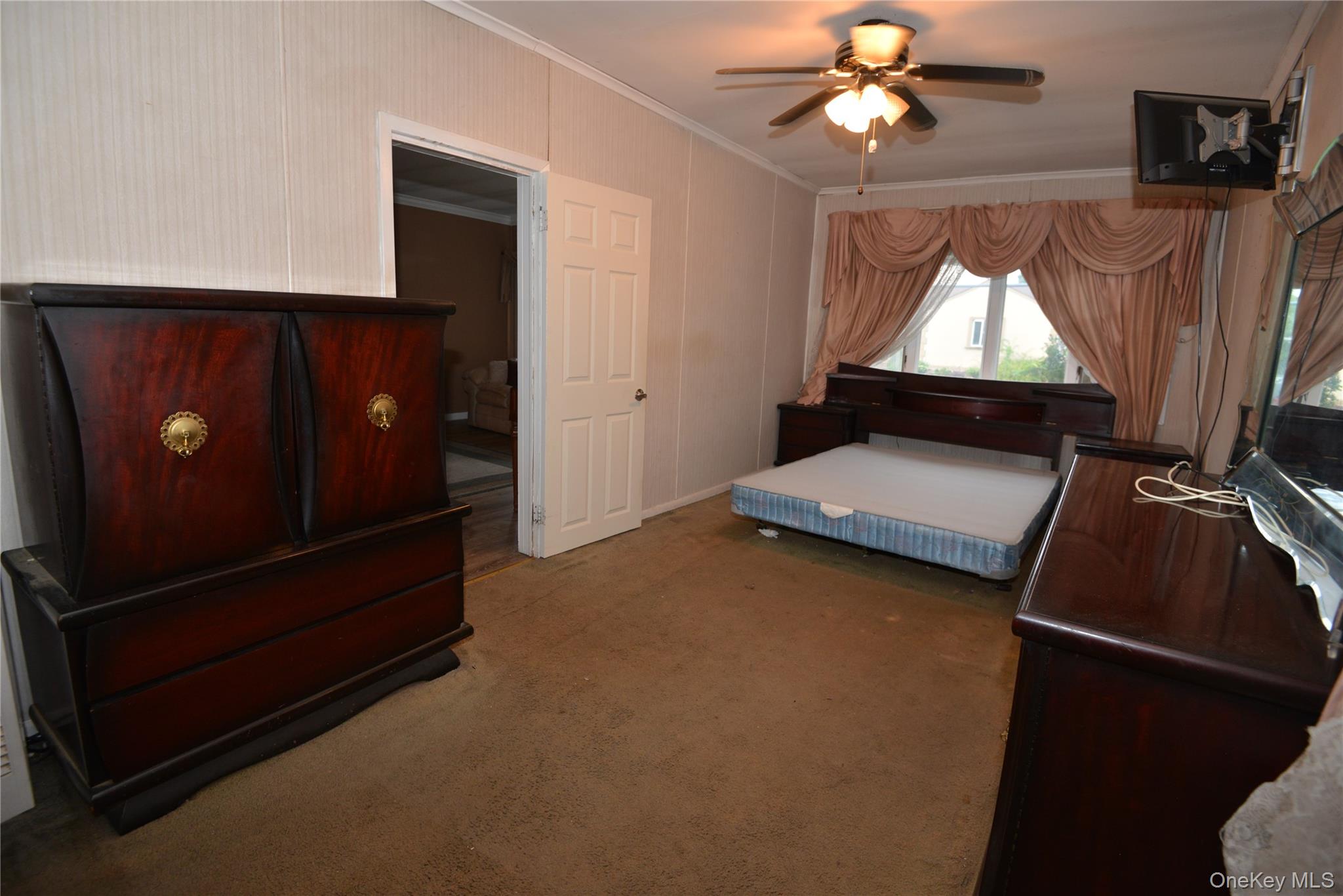 7 S Bay Avenue Property Photo 27