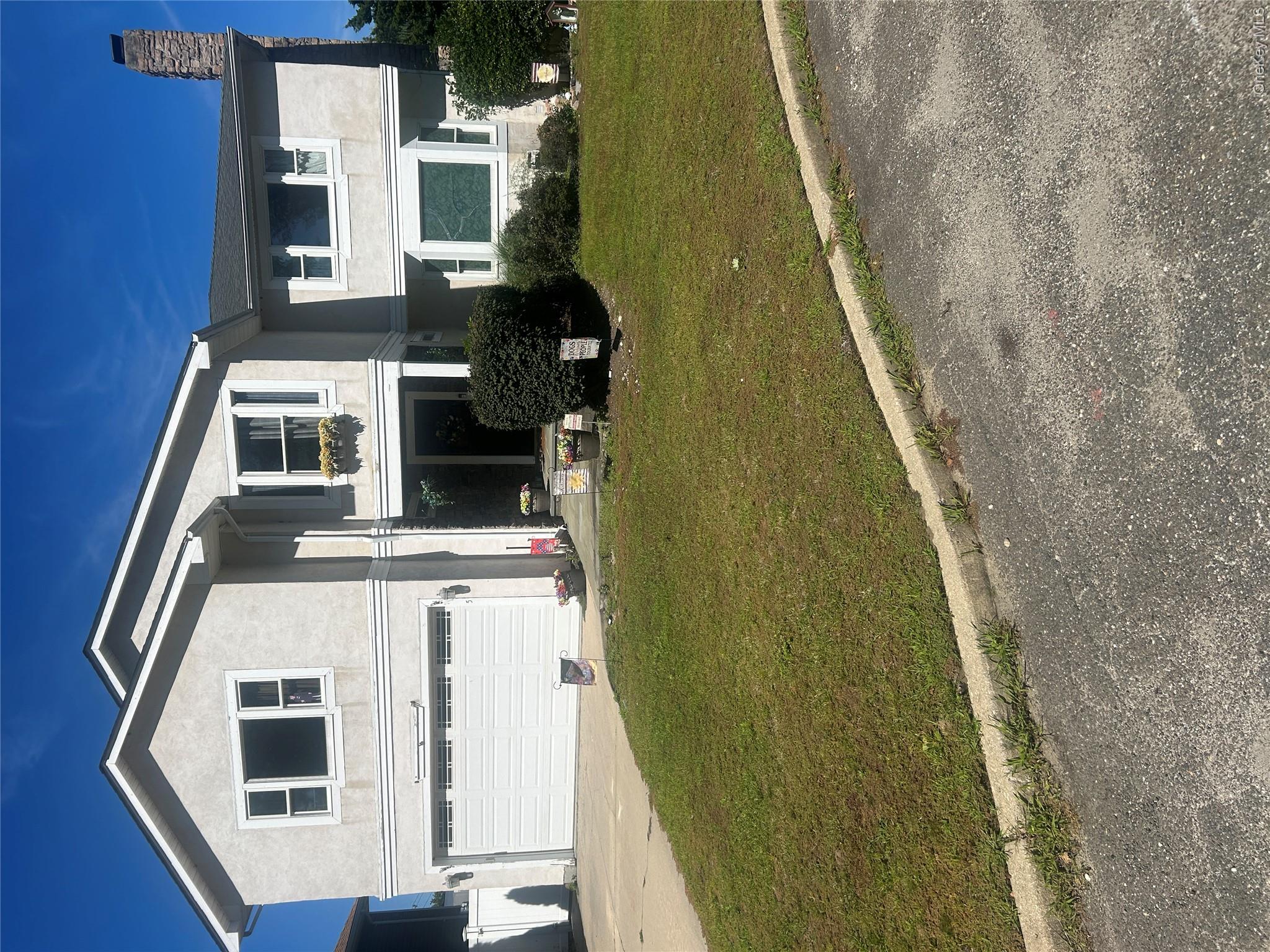 5 Vivona Court Property Photo 1