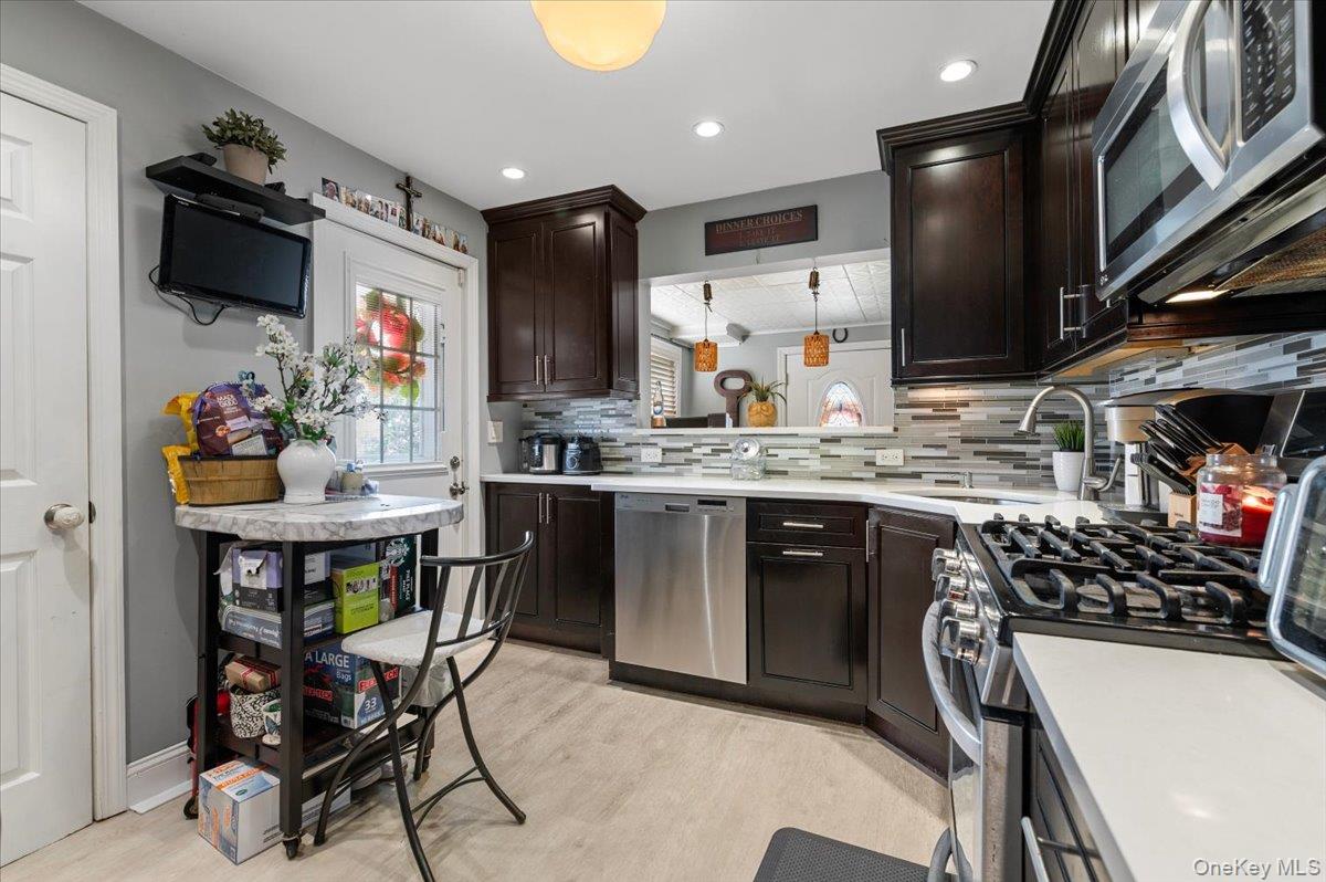 11 Belt Street Property Photo 3