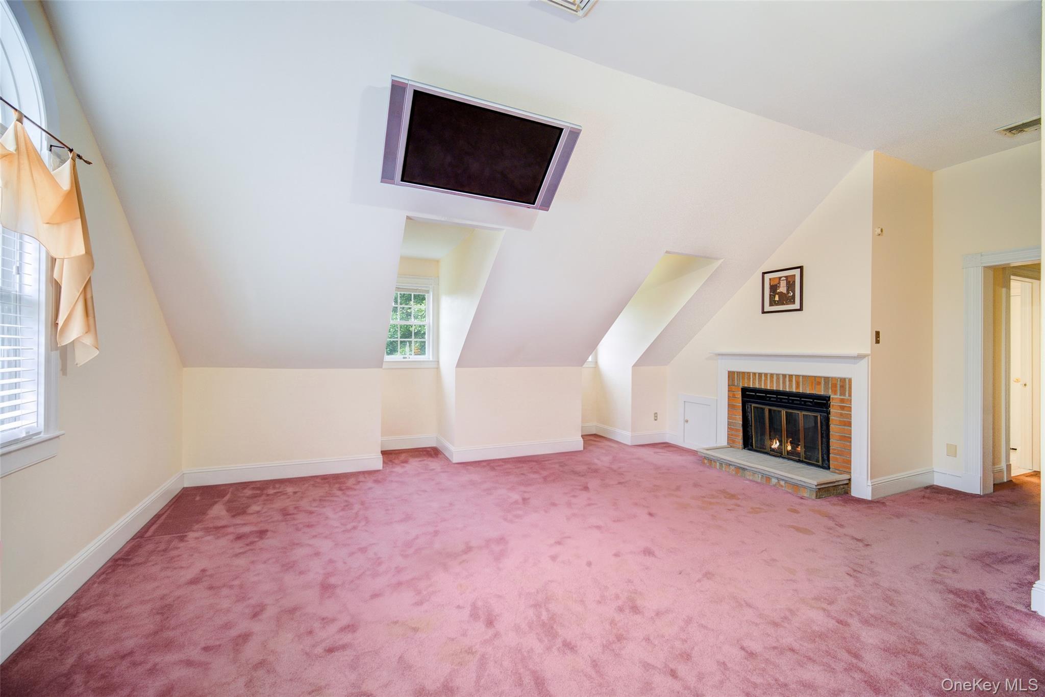 4 Fox Hollow Drive Property Photo 31