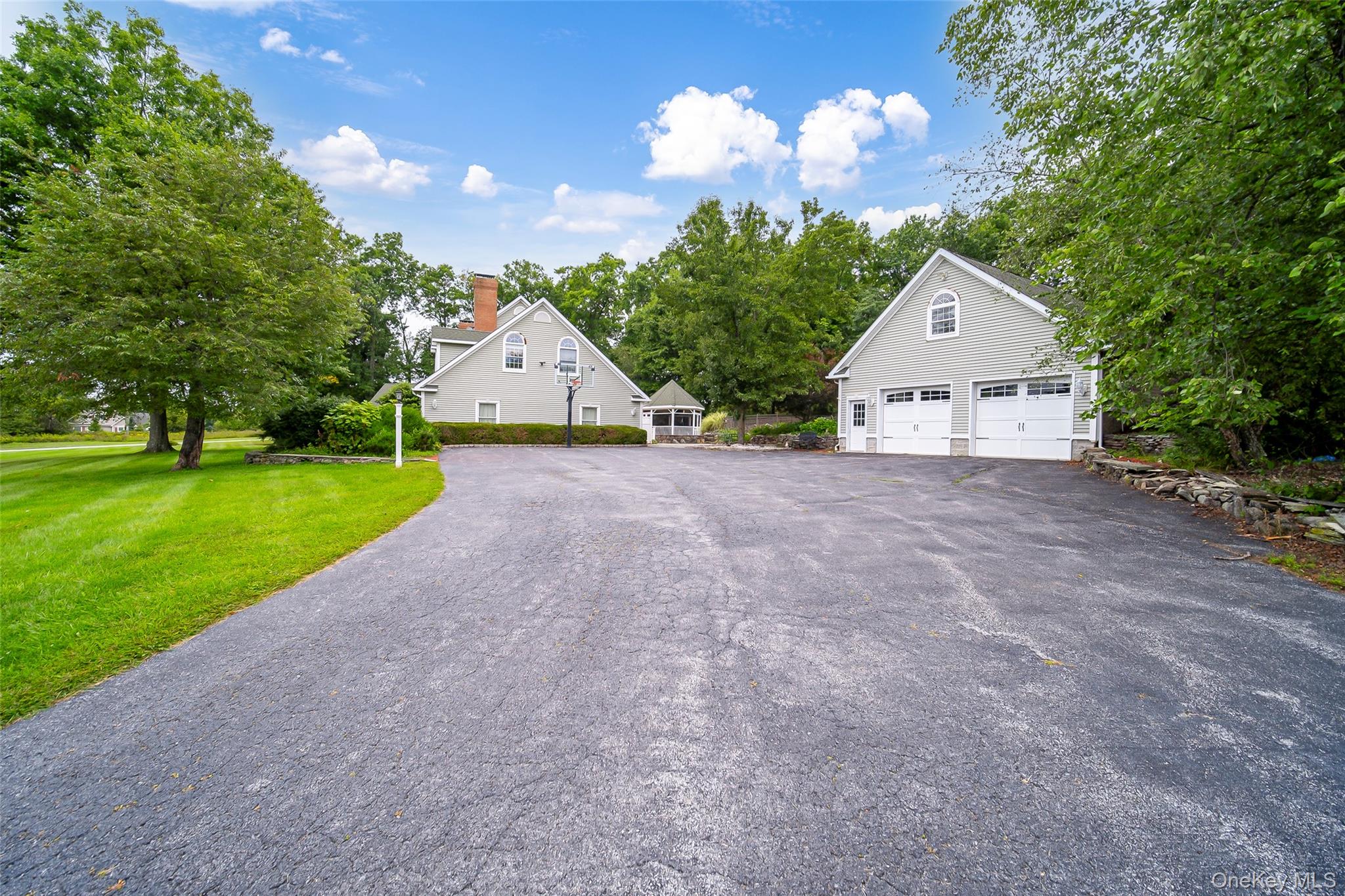 4 Fox Hollow Drive Property Photo 48