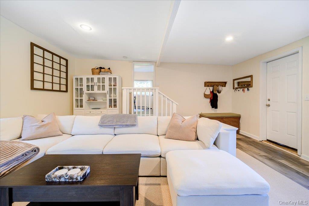 51 Weeks Avenue Property Photo 4