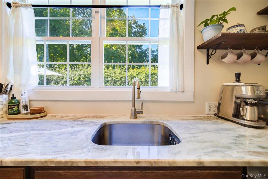 51 Weeks Avenue Property Photo 9
