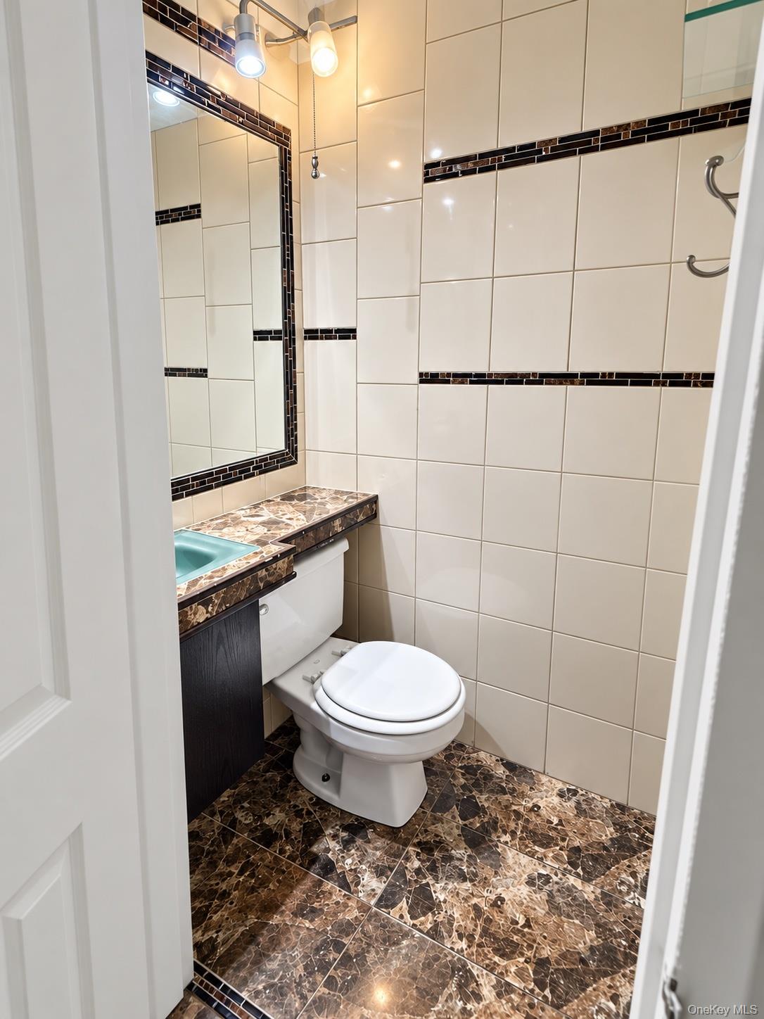 31-44 75th Property Photo 4