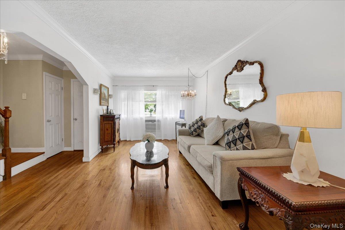2521 Hollers Avenue Property Photo 5
