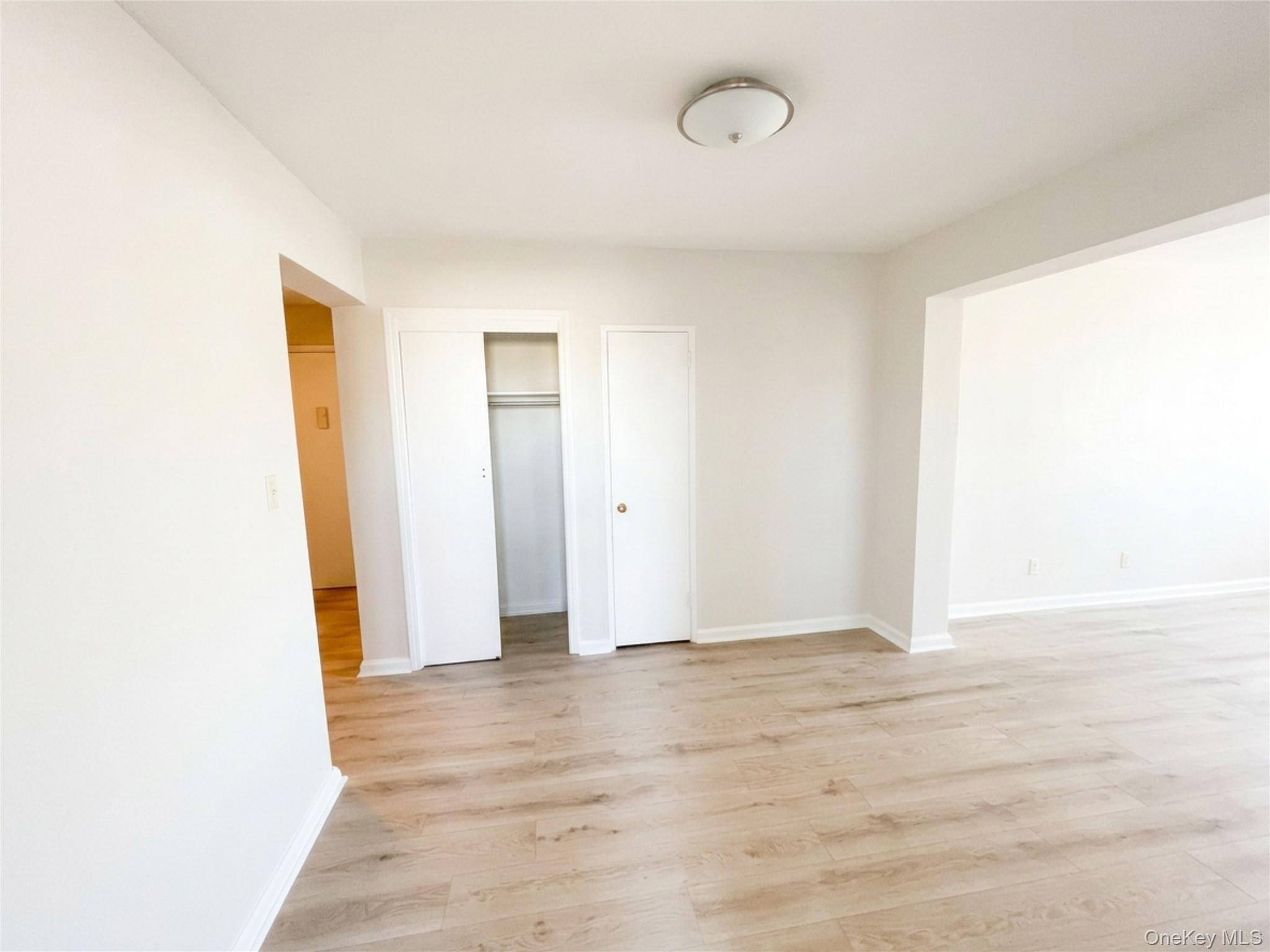 26-21 Union Street 6d Property Photo 5