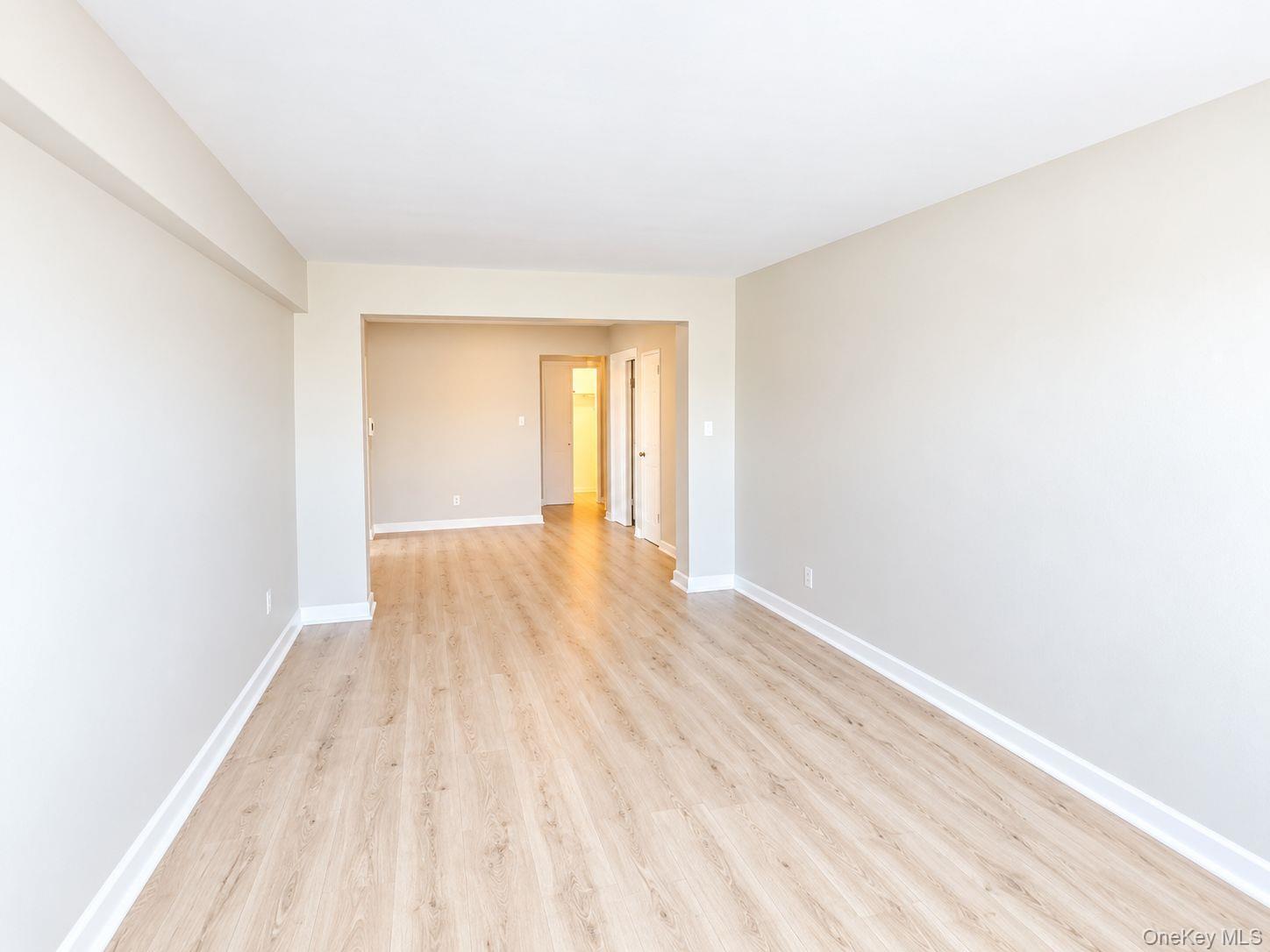 26-21 Union Street 6d Property Photo 7