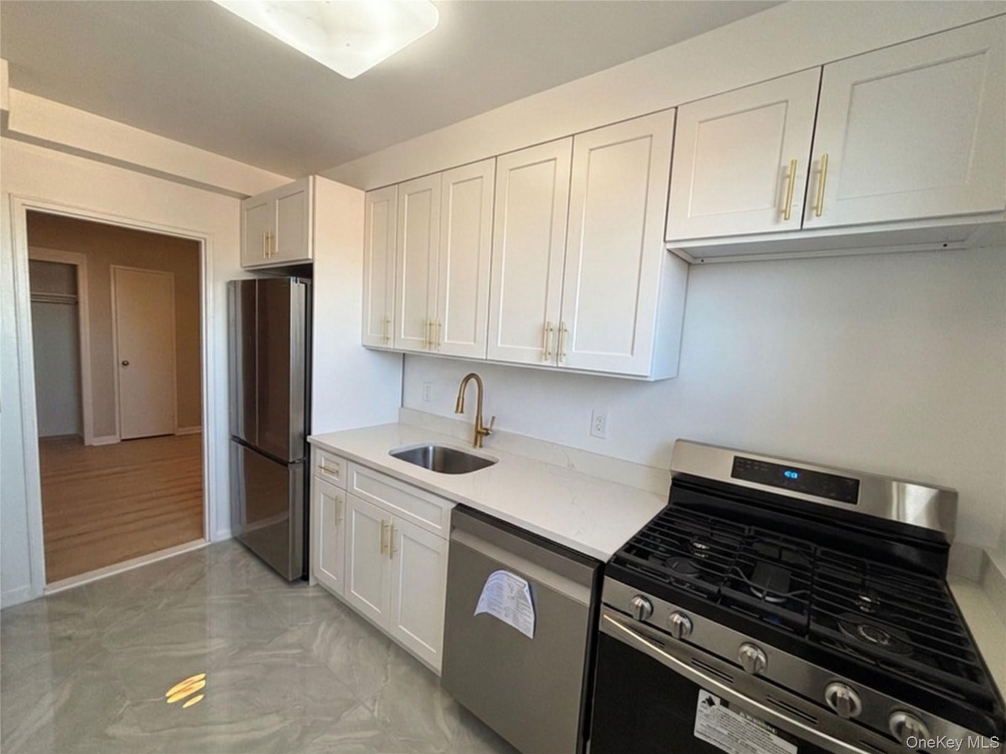 26-21 Union Street 6d Property Photo 11