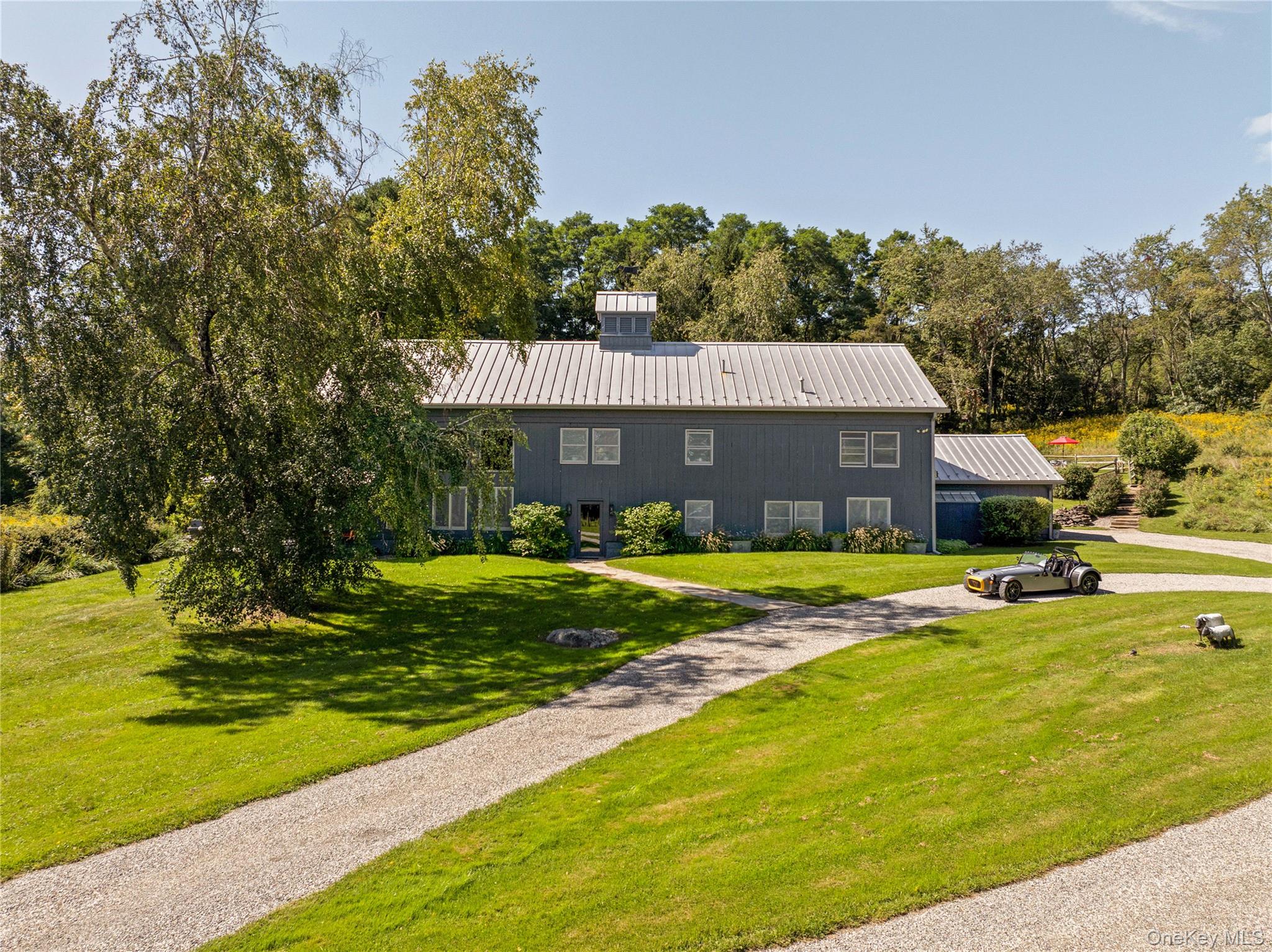823 N Quaker Hill Road Property Photo 49