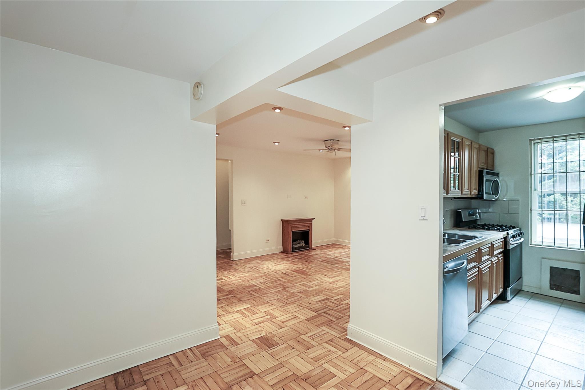 7510 Yellowstone Boulevard 2c Property Photo 9