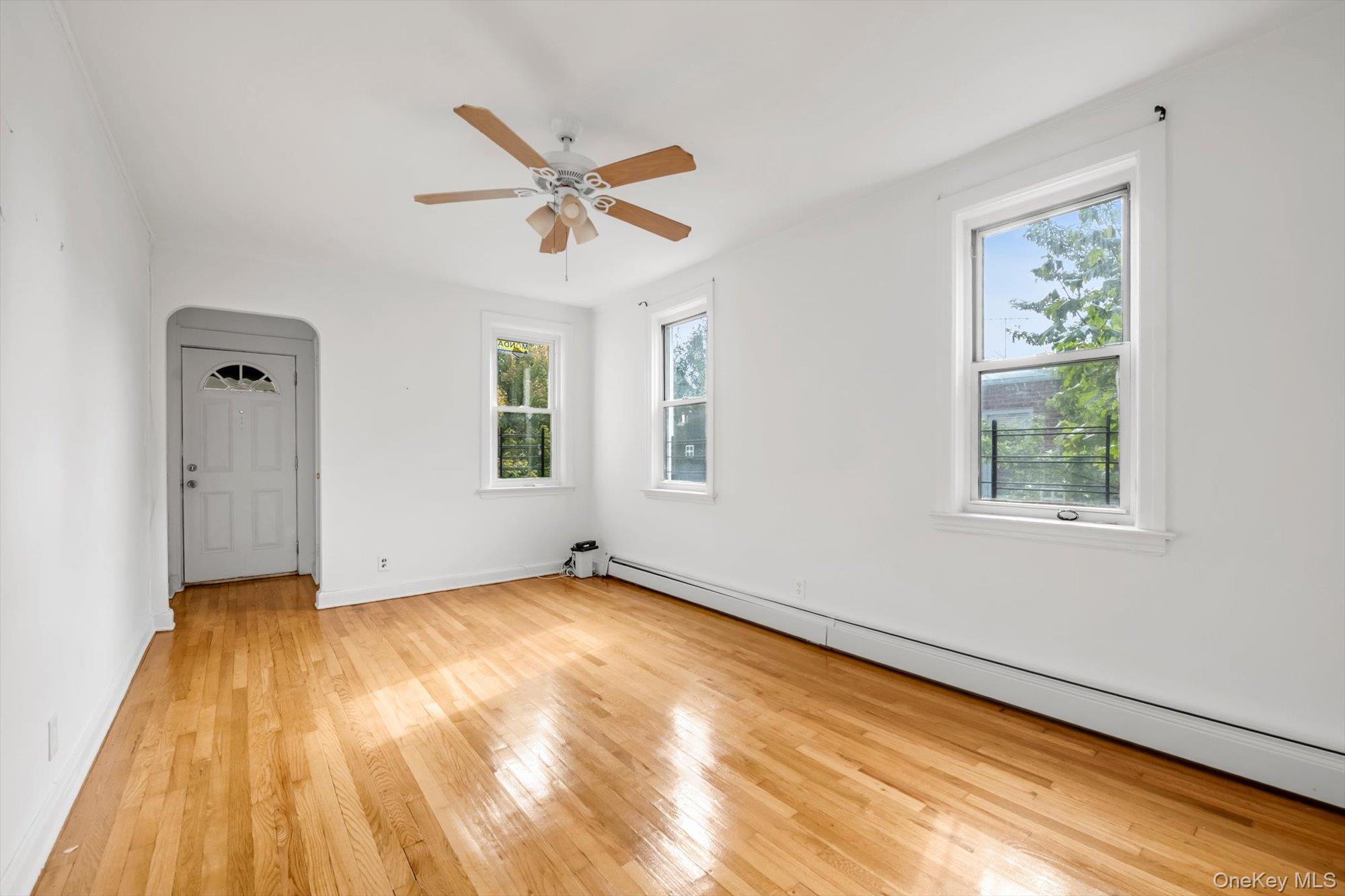 1609 Colden Avenue Property Photo 3
