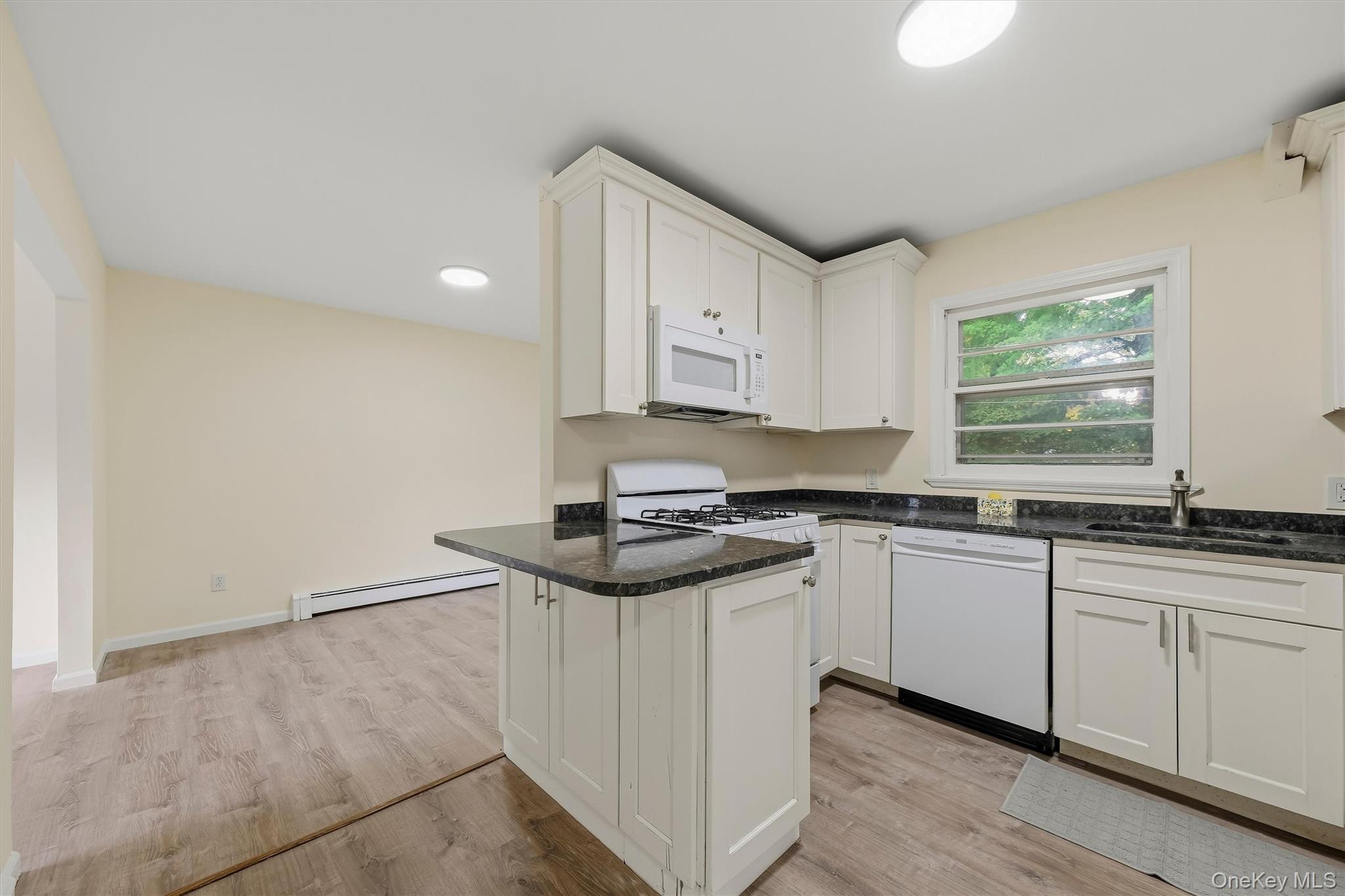 1668 Route 9 3h Property Photo 11