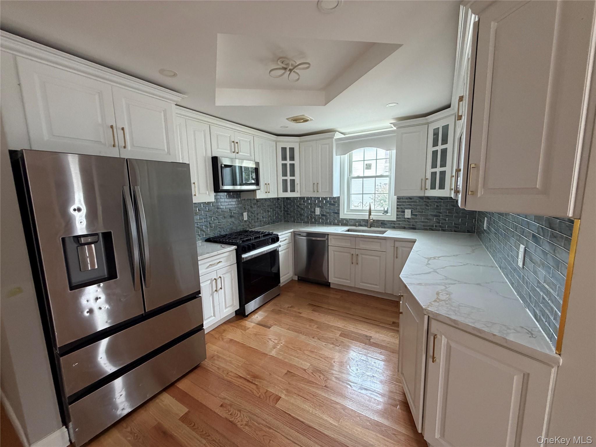 1053216 Property Photo 1