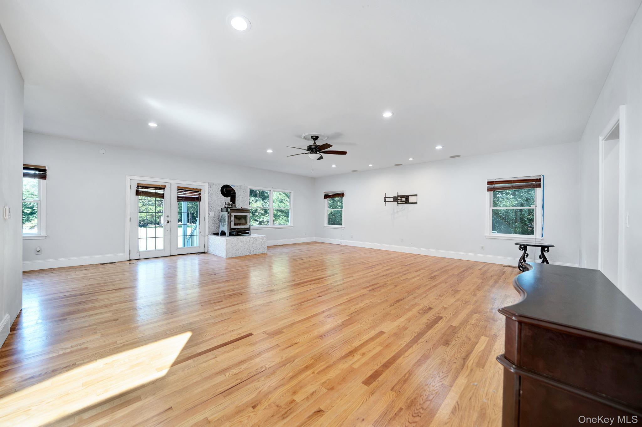 75 Whiskey Road Property Photo 6