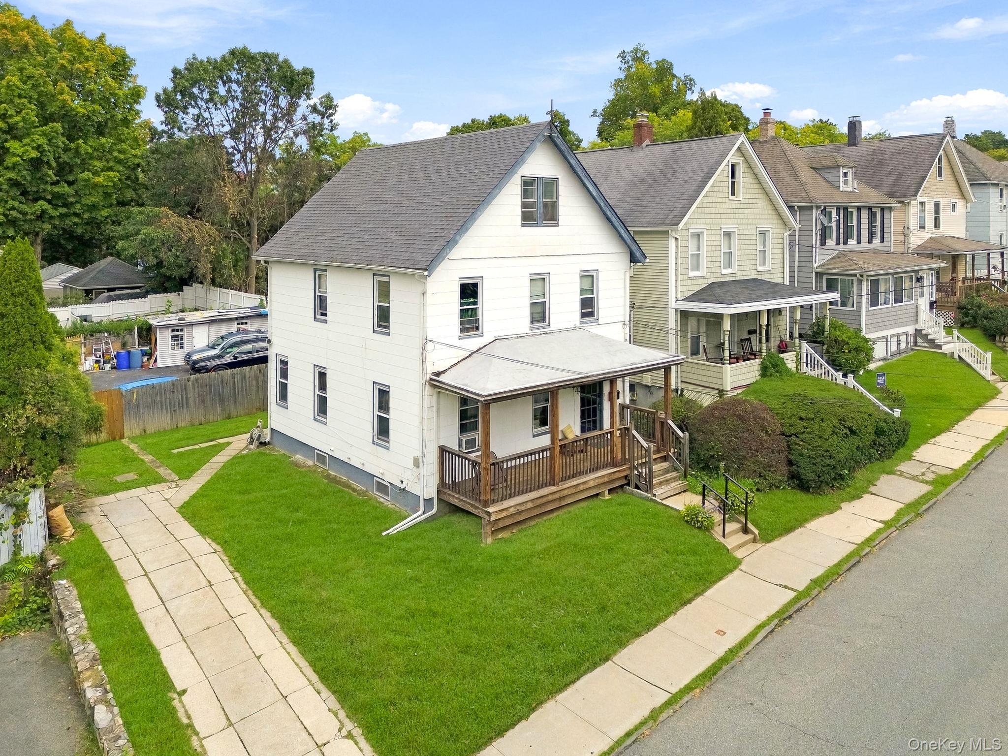 1008 Hudson Avenue Property Photo 2