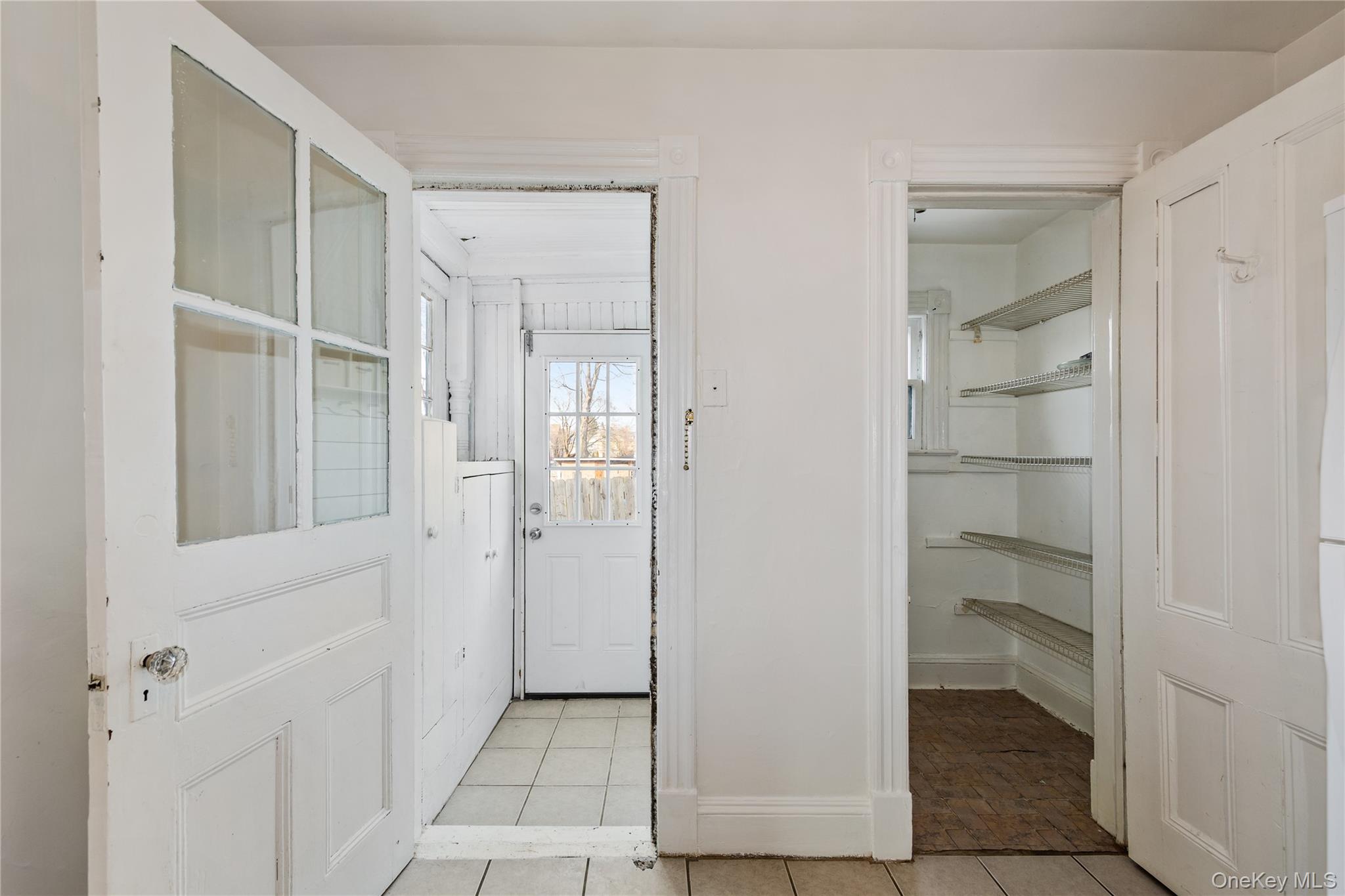 1008 Hudson Avenue Property Photo 8