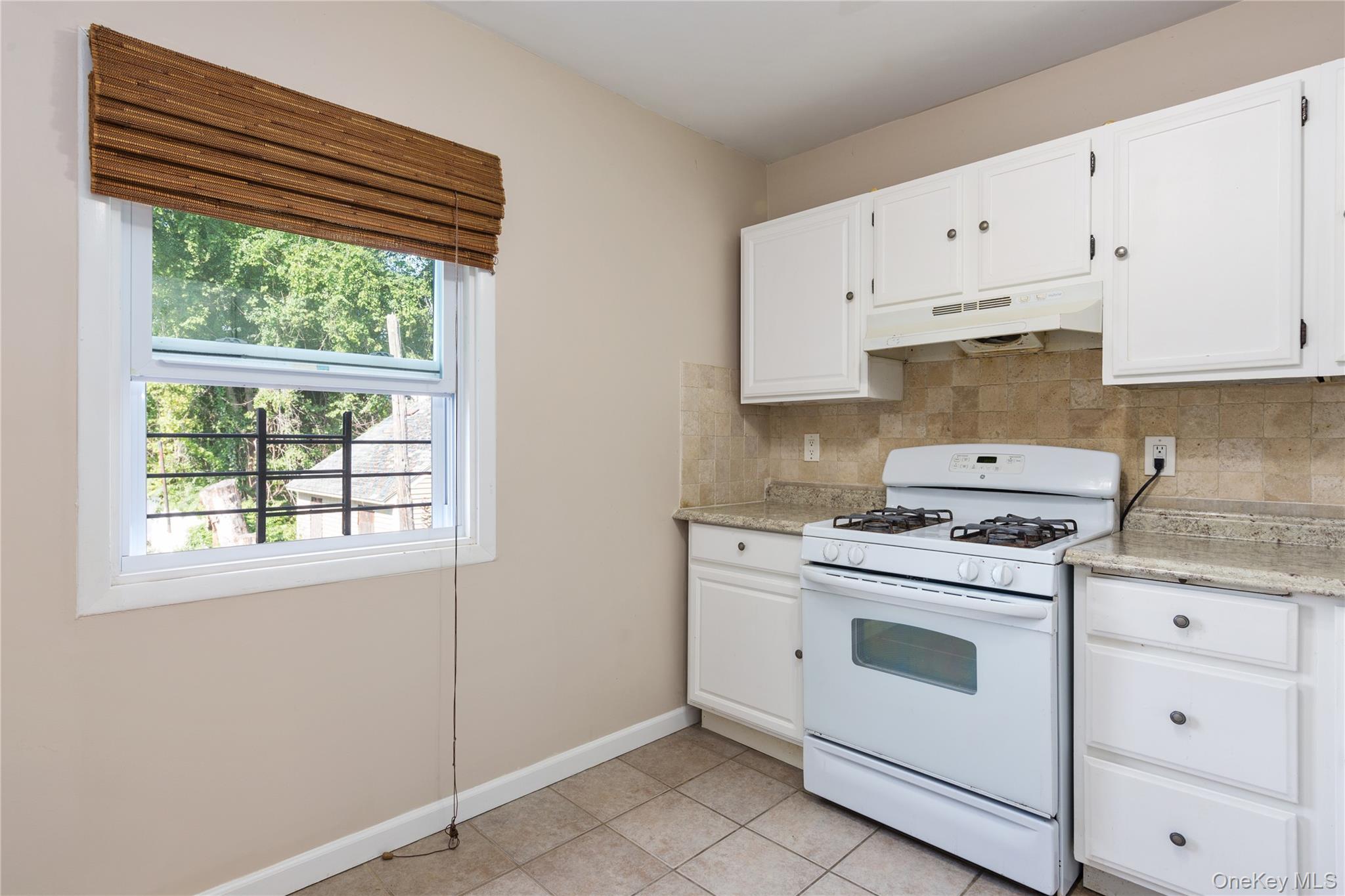 1008 Hudson Avenue Property Photo 16
