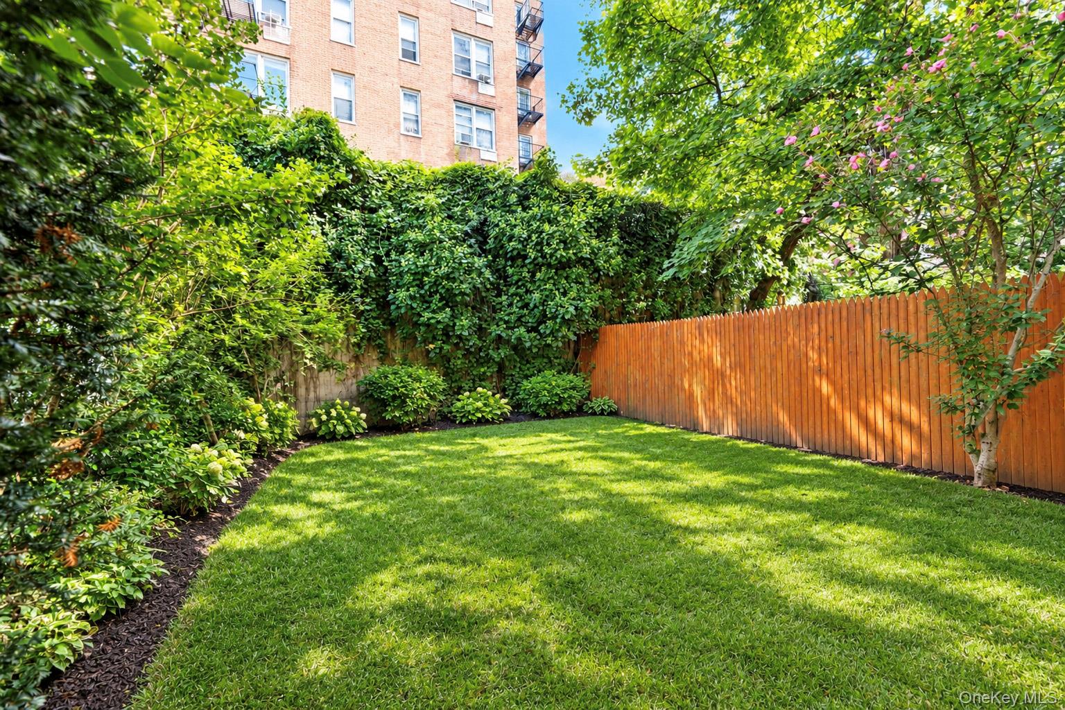 5926 Post Road Property Photo 4
