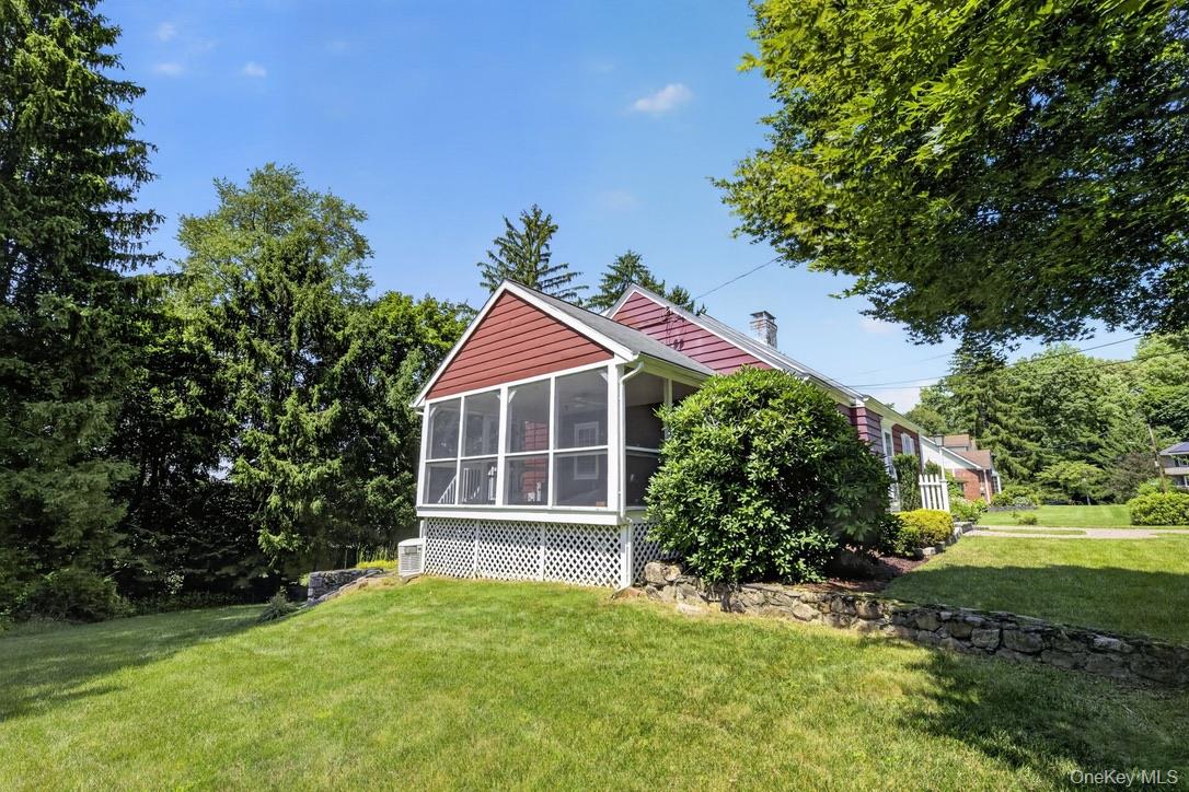 17 Pleasant View Avenue Property Photo 6