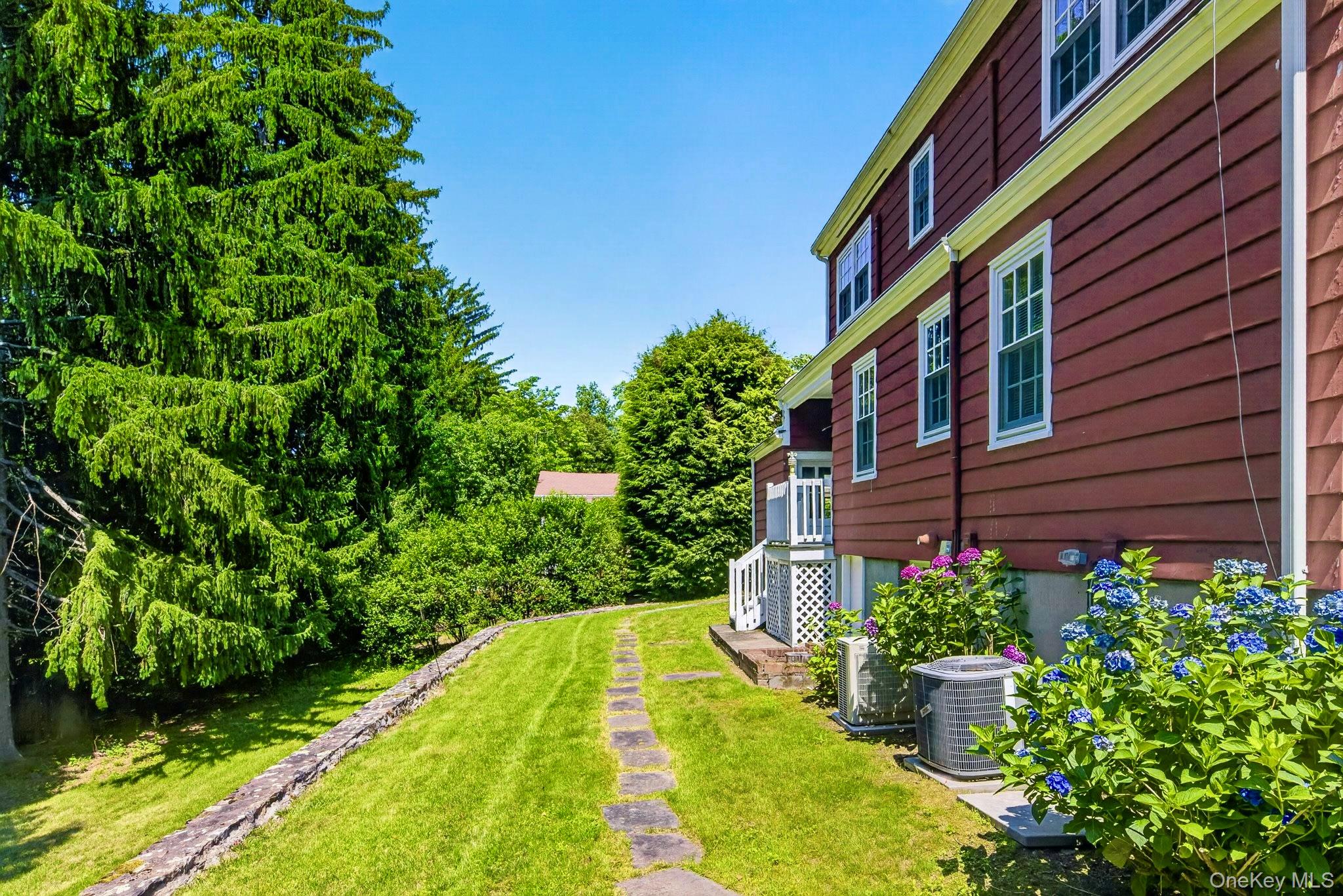 17 Pleasant View Avenue Property Photo 32